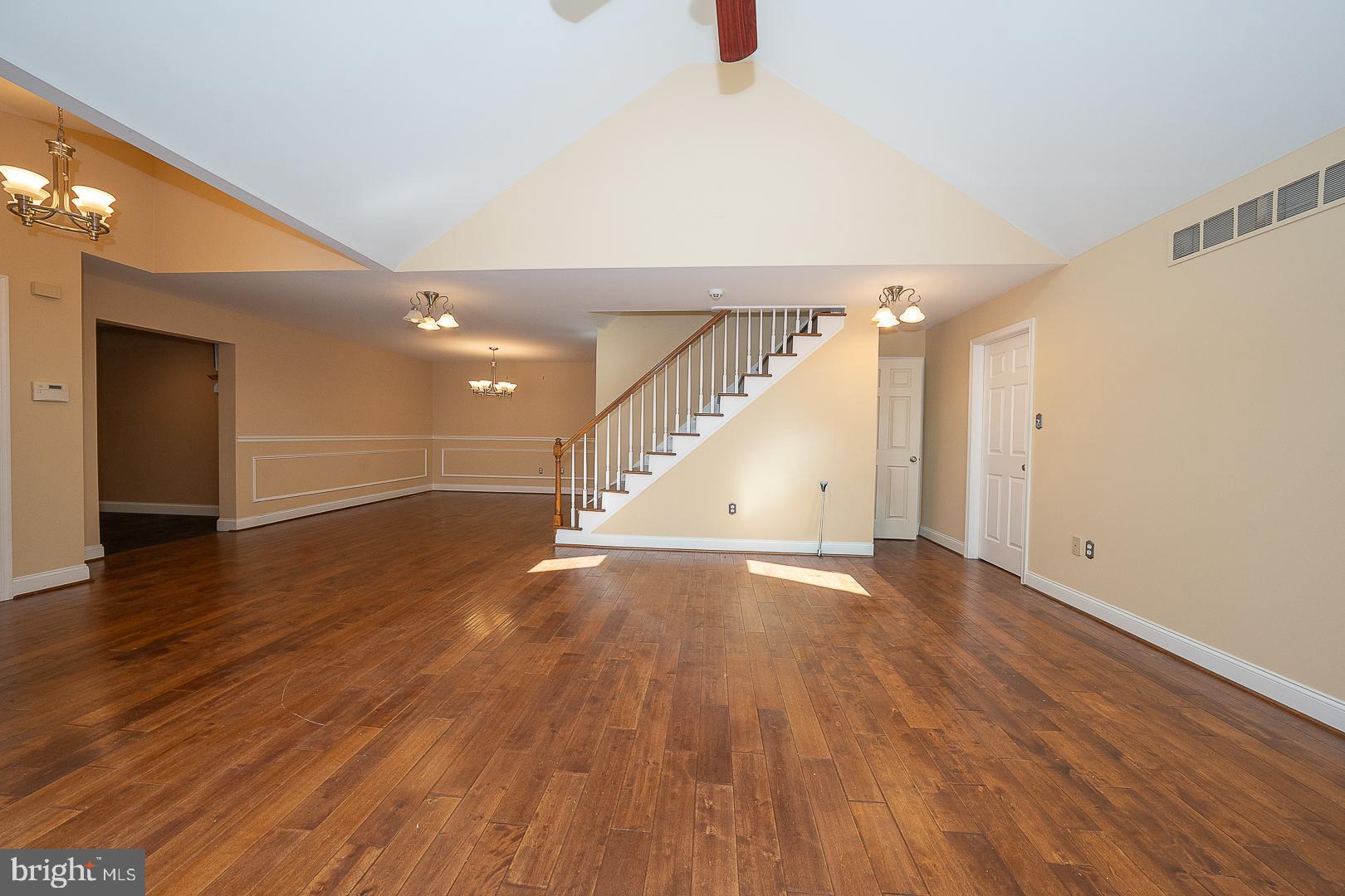 EAGLE VIEW - Residential