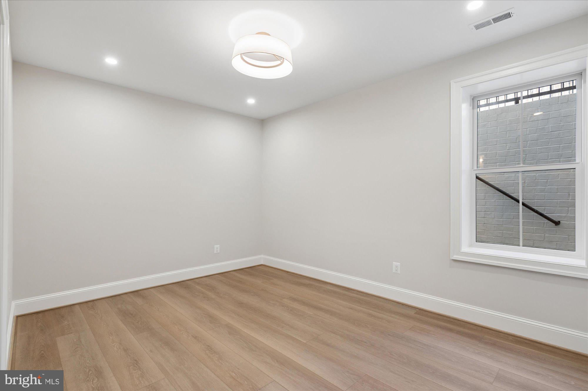 CRYSTAL SPRING KNOLLS - Residential