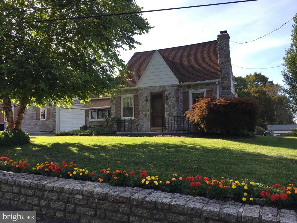 Beautiful well maintained Cape Cod in L-S School District. This property offers a 1st floor master with a full bath. A large custom Brubaker Kitchen. Plenty off-street parking w/3 car garage and workshop.