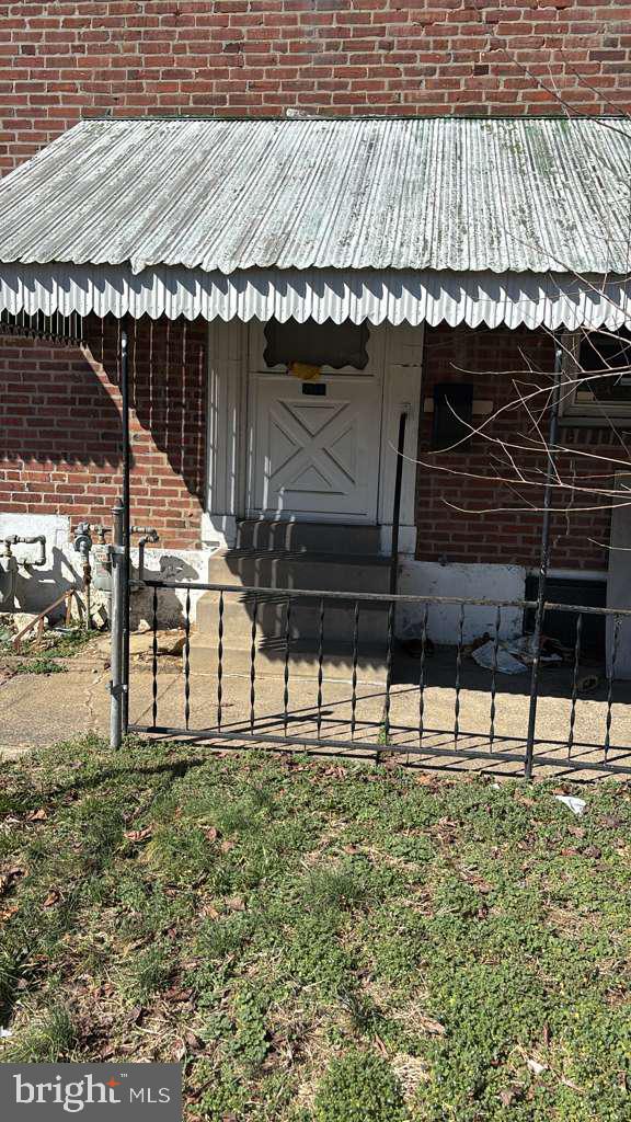 Investor Alert! Turnkey rental in Upper Darby. Tenant pays all utilities and maintains the property. Landlord pays taxes and insurance only. Extremely low operating costs with strong rental demand. Excellent cash-flow opportunity—add this income property to your portfolio today!
