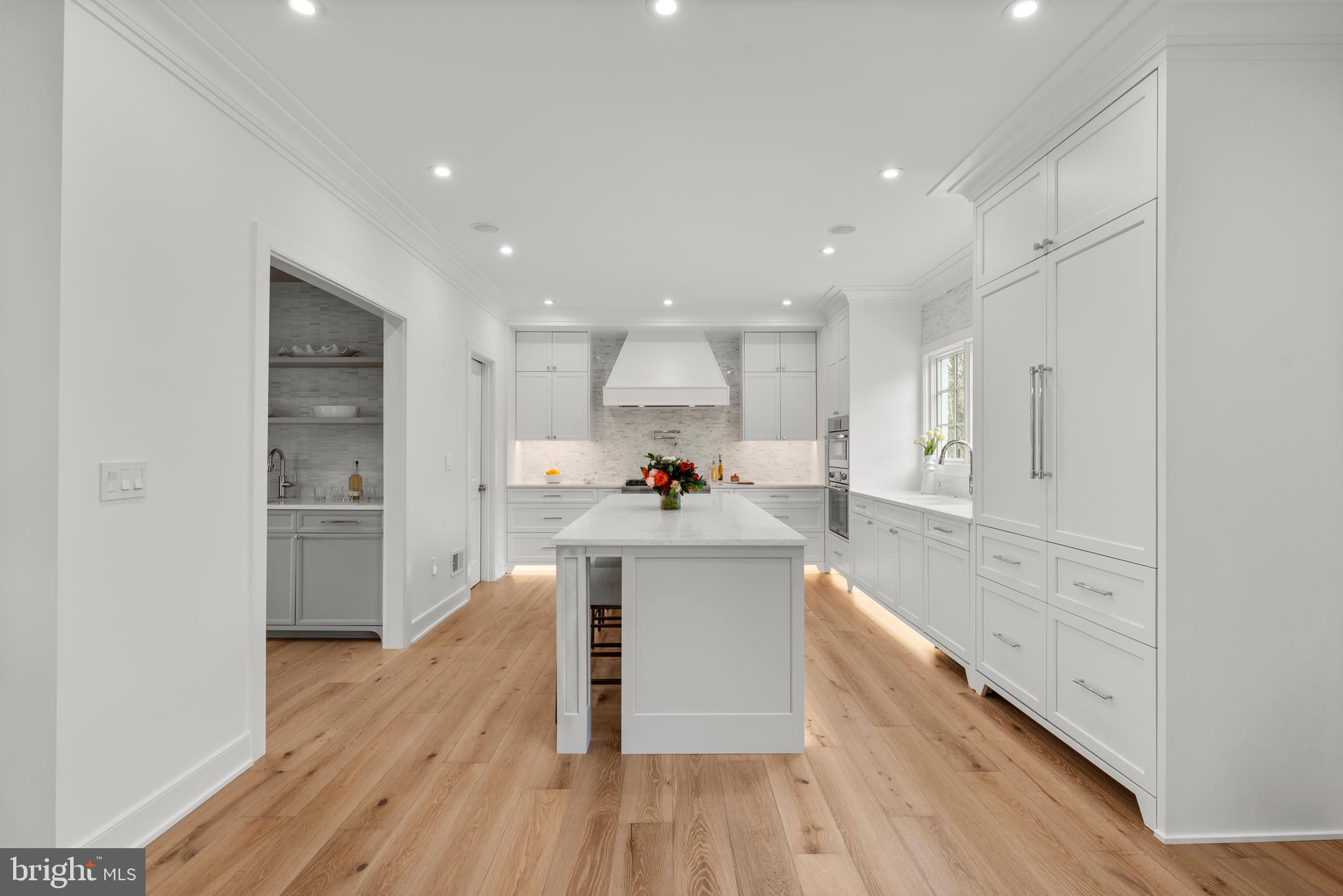 SPRING VALLEY - Residential