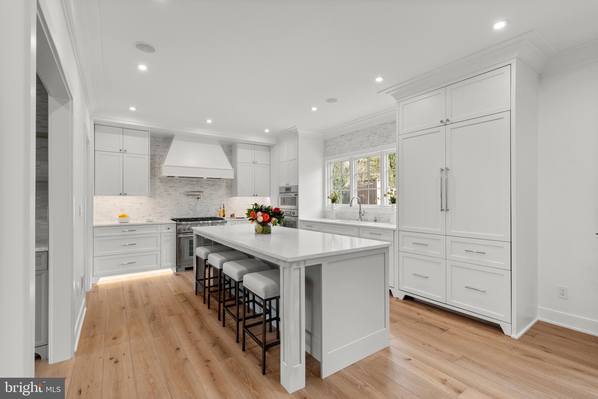 SPRING VALLEY - Residential
