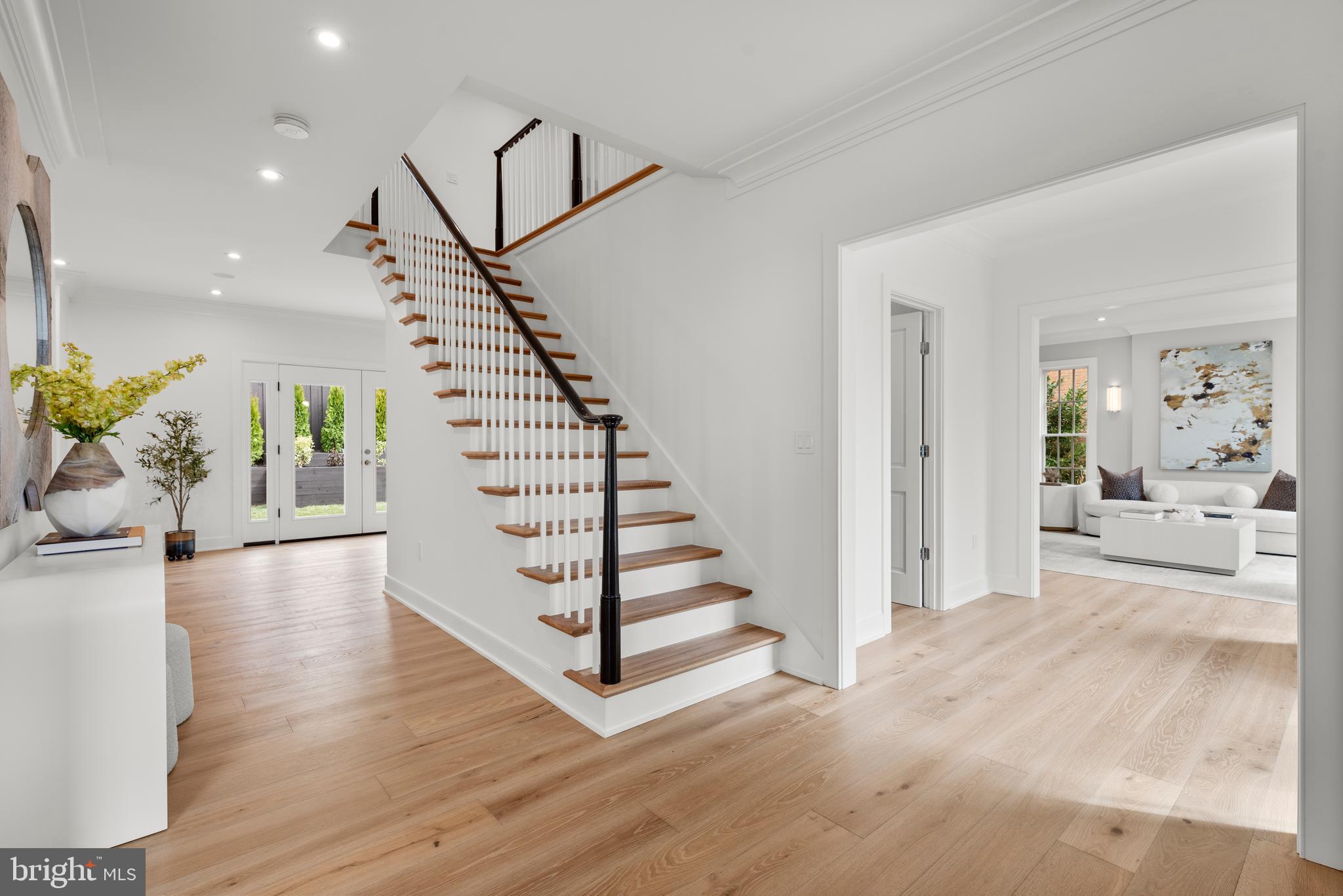SPRING VALLEY - Residential