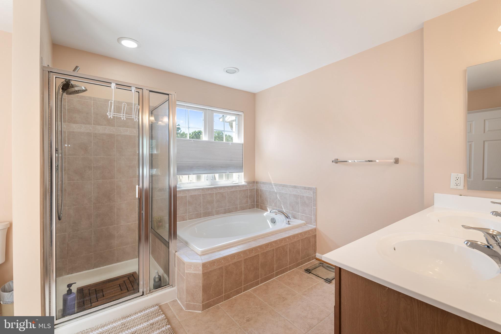 CHERRY HILL - Residential
