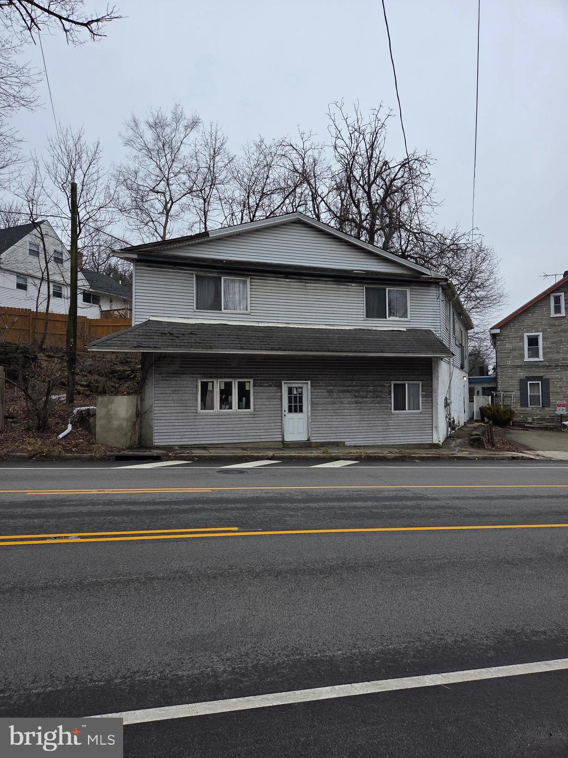 ERDENHEIM - Commercial Sale