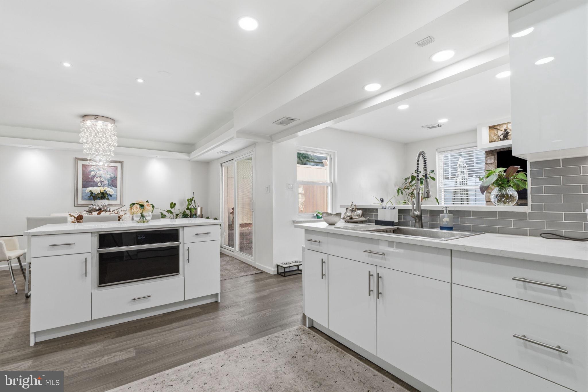 NESHAMINY VALLEY - Residential