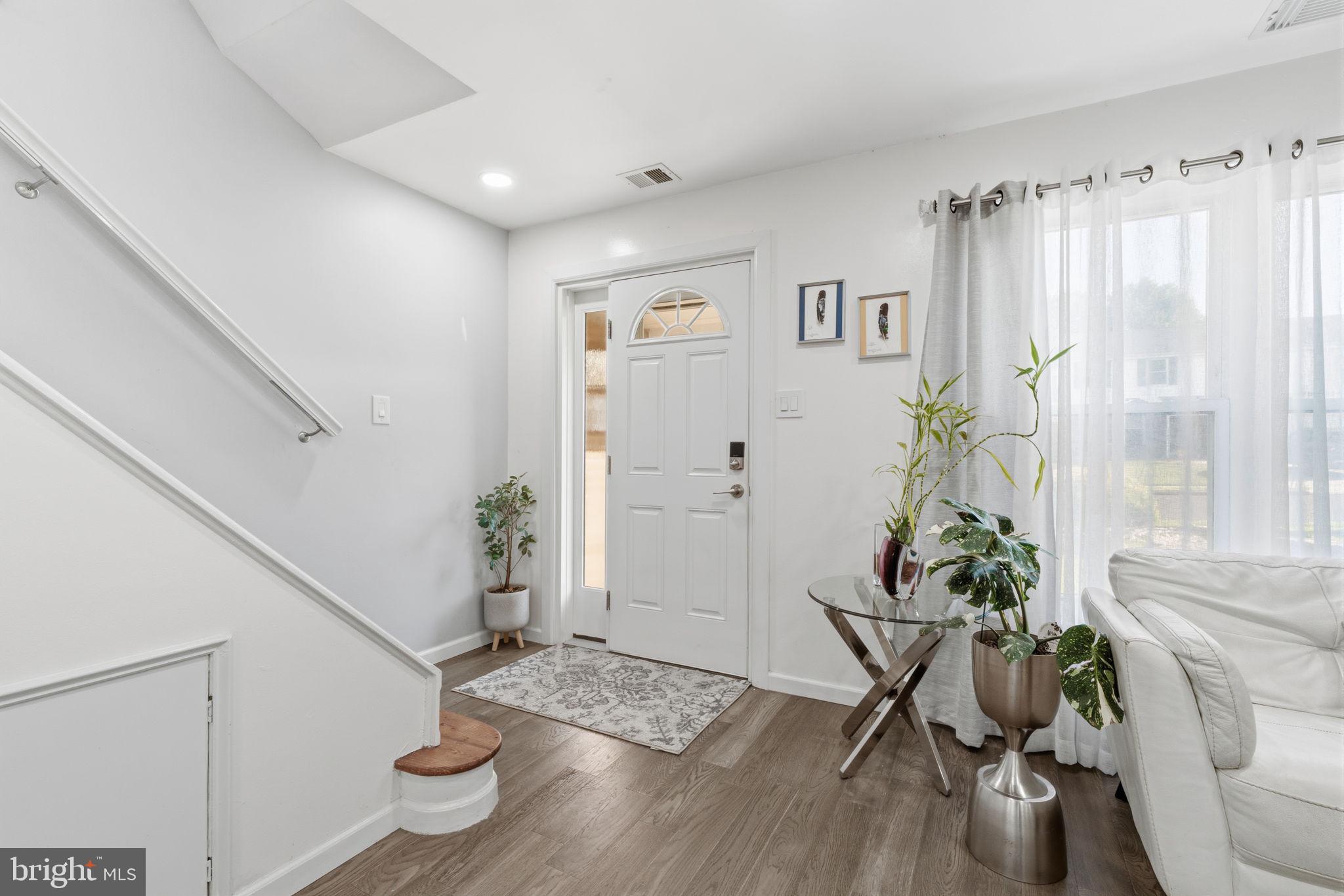 NESHAMINY VALLEY - Residential
