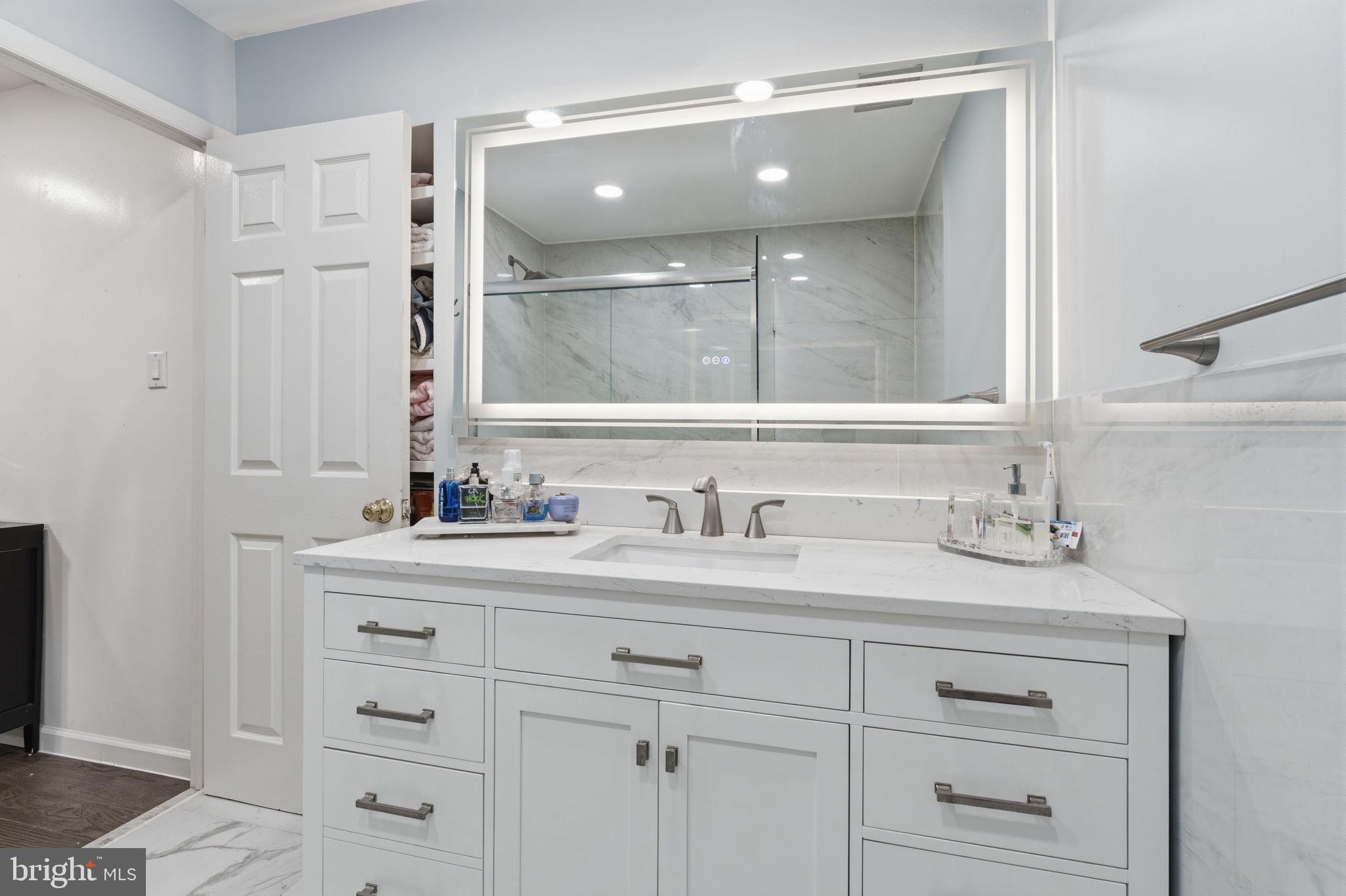 NESHAMINY VALLEY - Residential