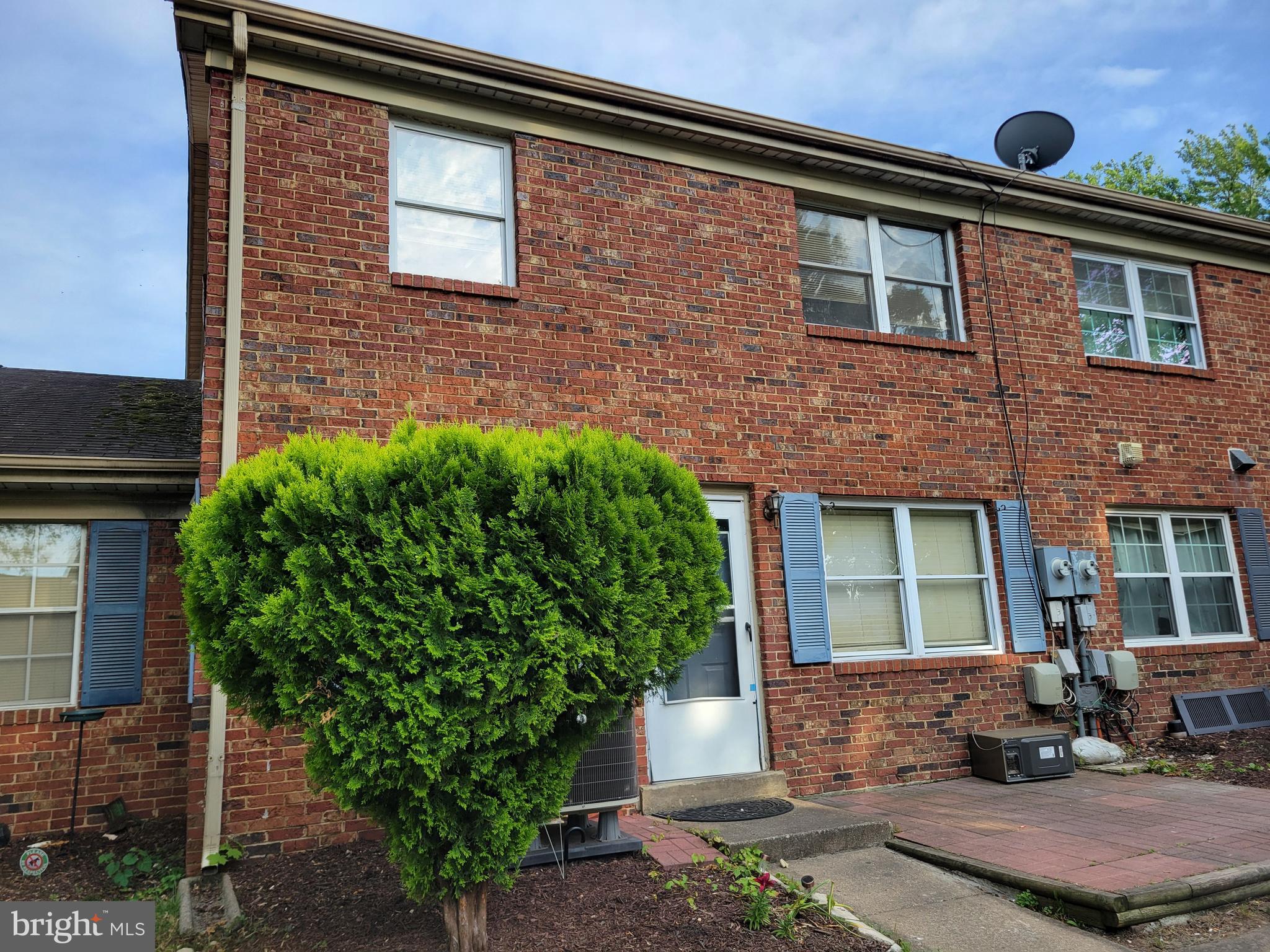 TERRACE TOWNE HOMES OF GUNSTON - Residential