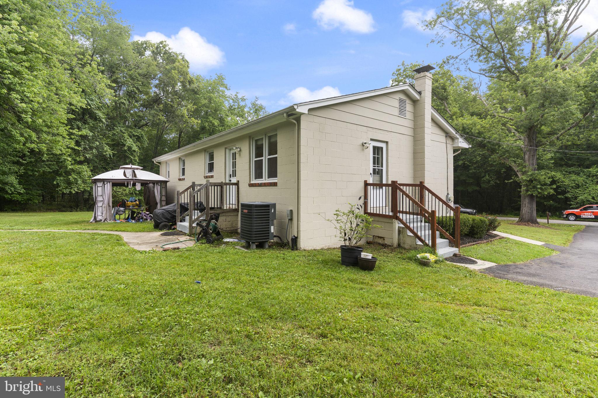 WARREN J WILLETT'S SUB - Residential