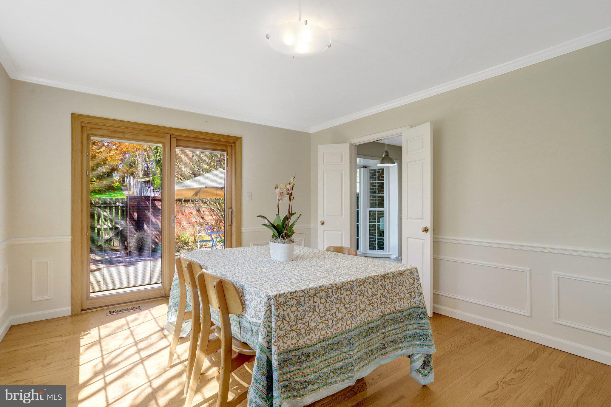 SEVEN OAKS - Residential