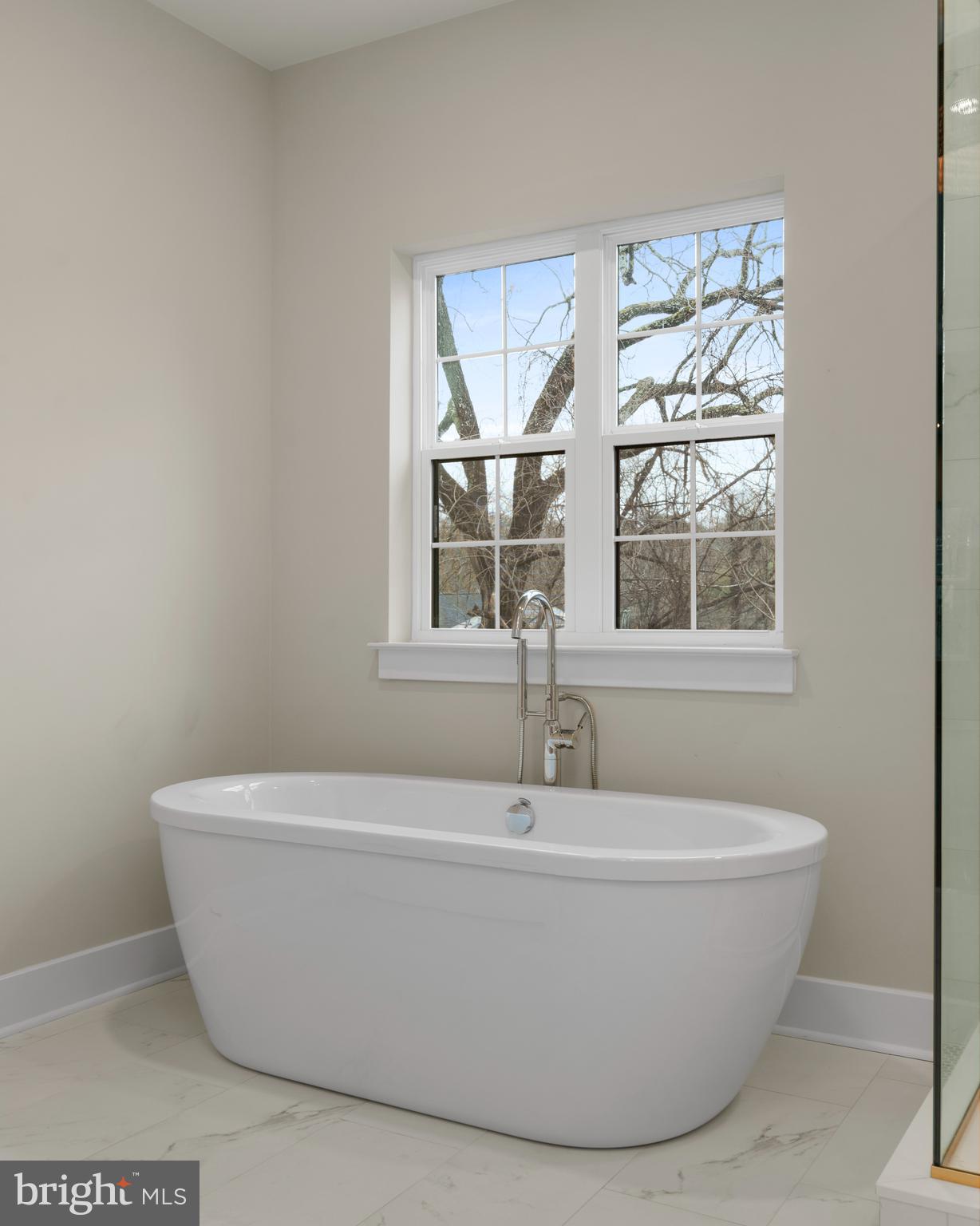 ANNESLEY BY THE BAY - Residential