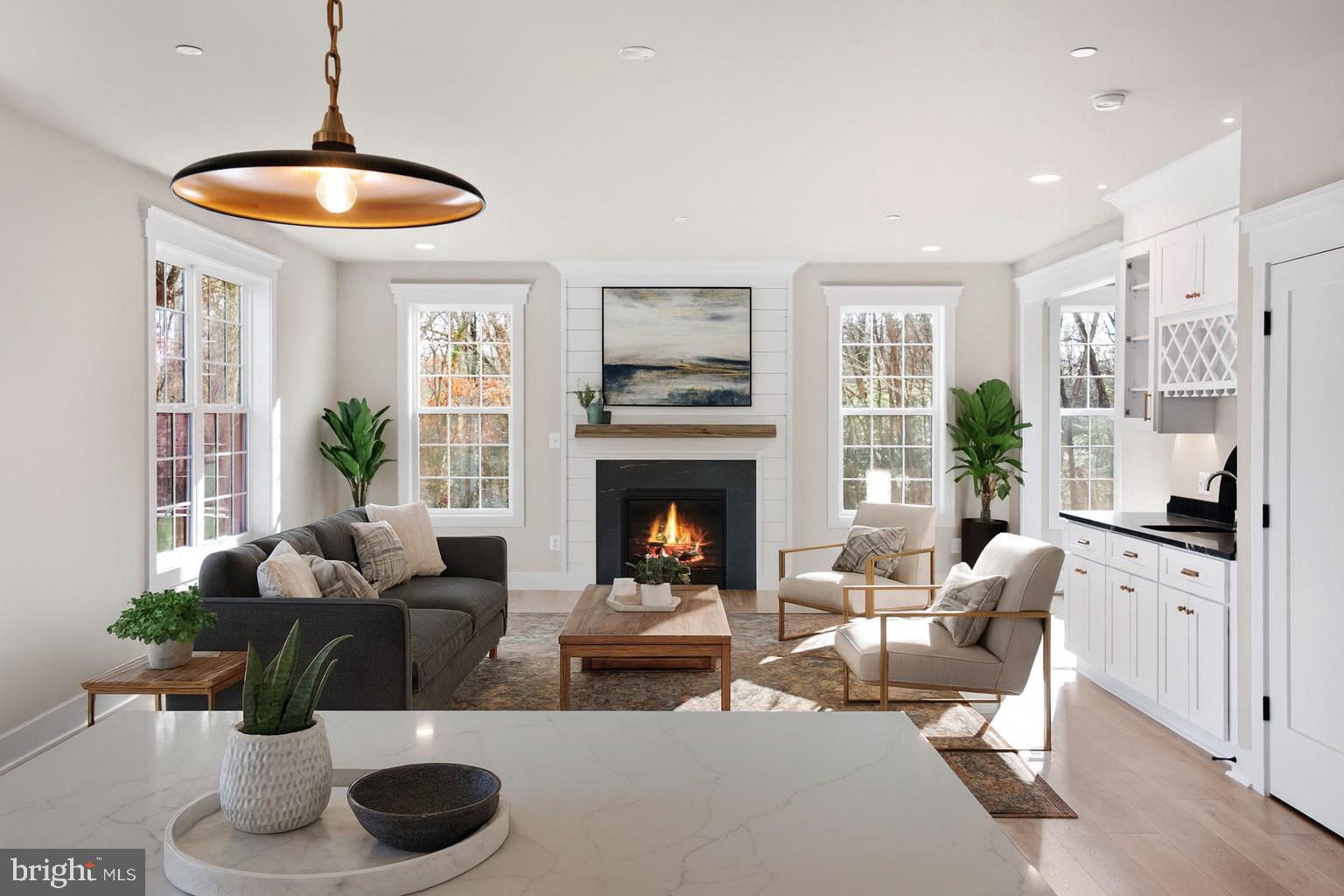 ANNESLEY BY THE BAY - Residential