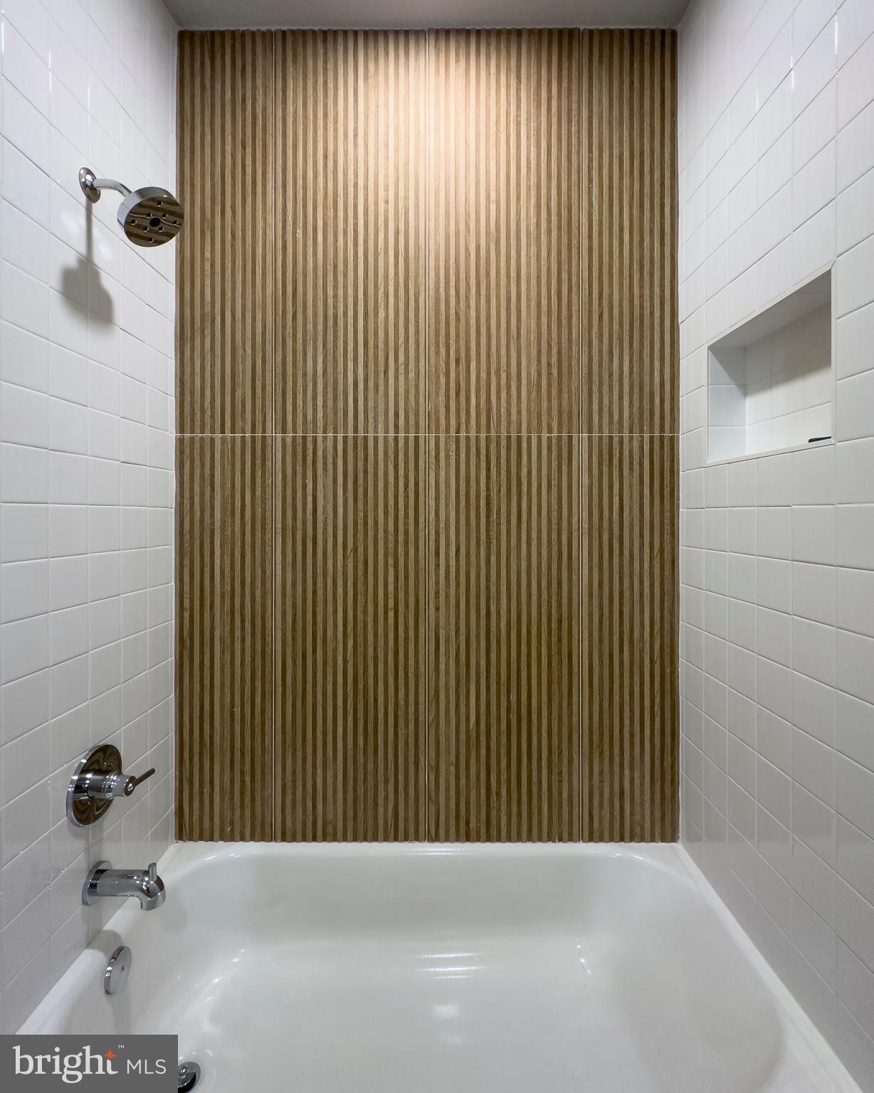 ANNESLEY BY THE BAY - Residential