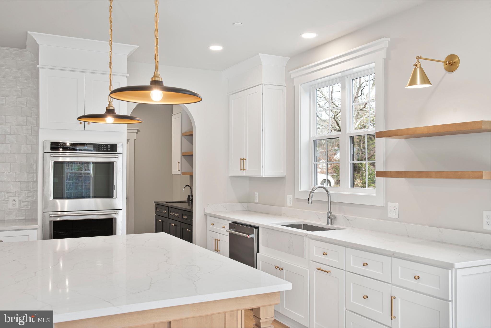 ANNESLEY BY THE BAY - Residential