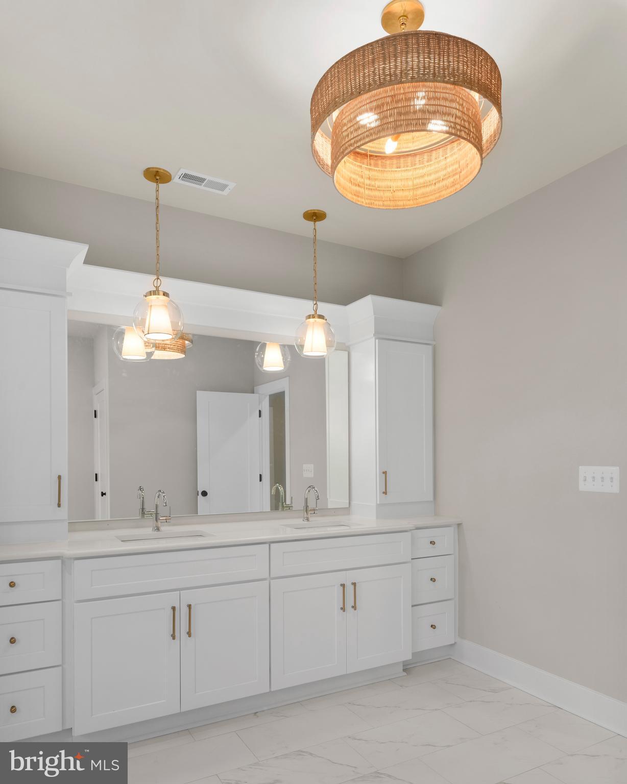 ANNESLEY BY THE BAY - Residential