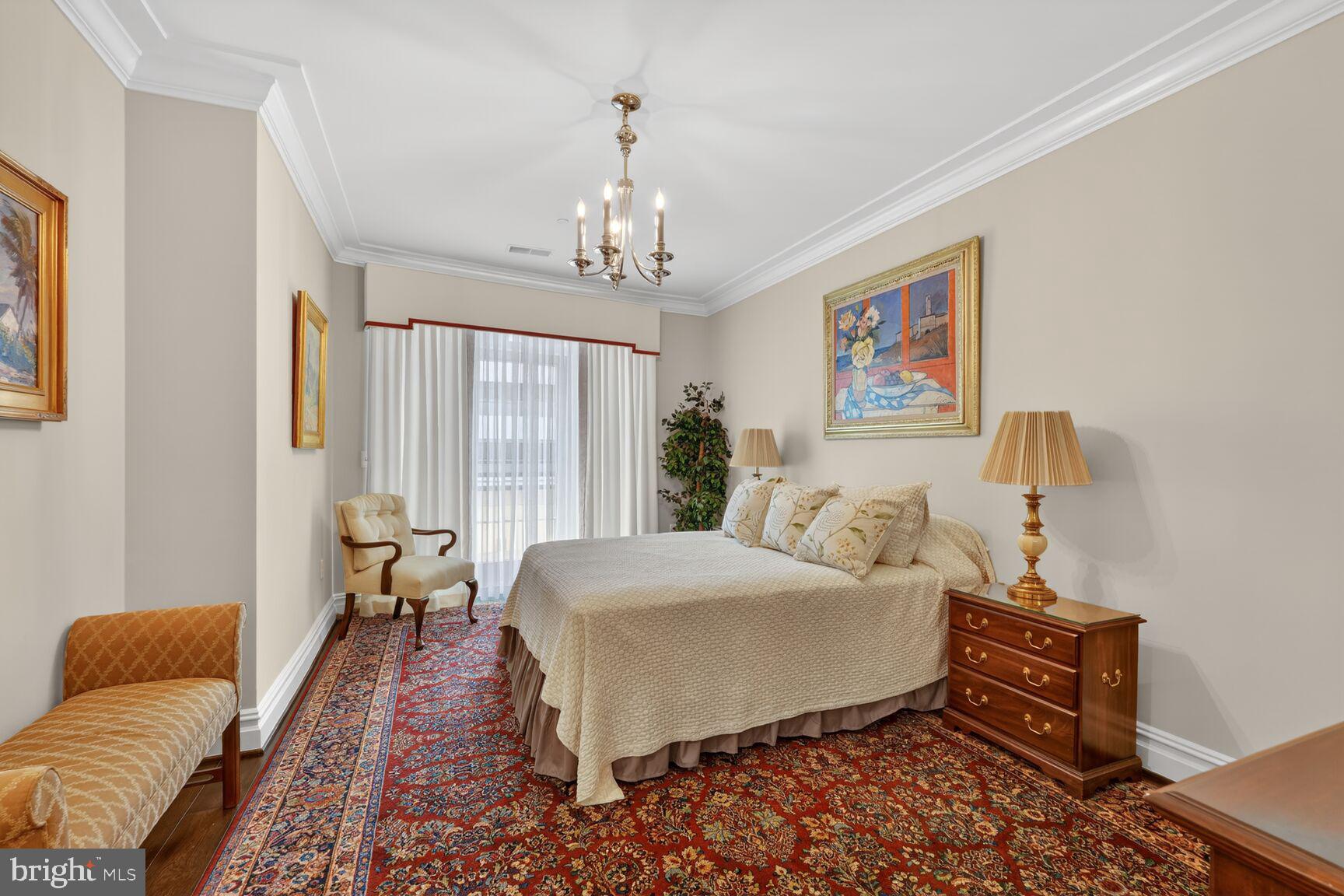 THE SIGNET - Residential