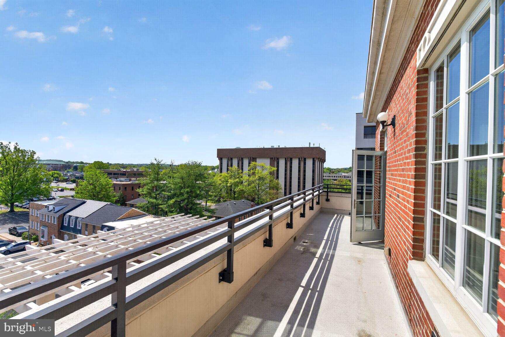 THE SIGNET - Residential