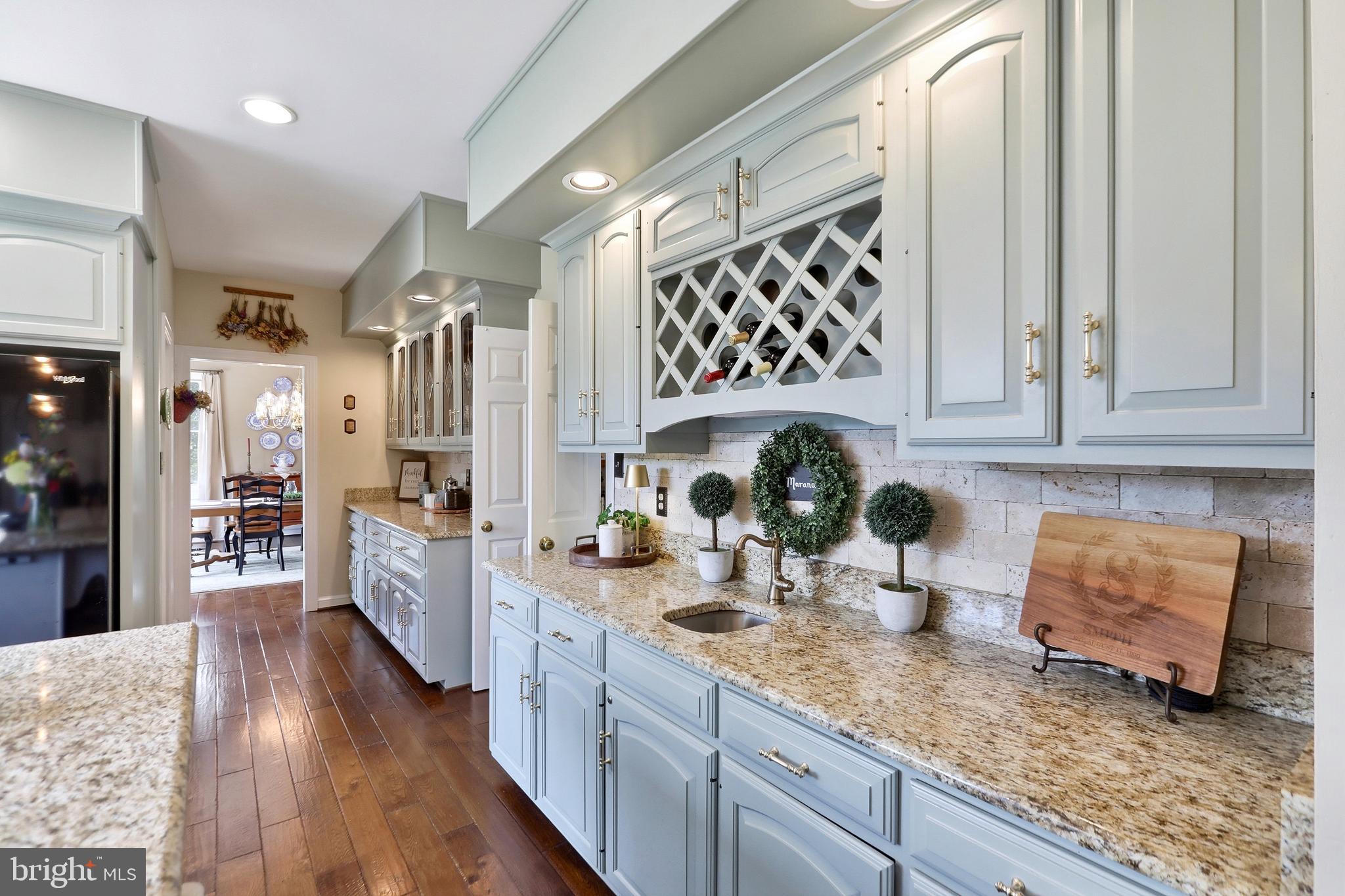 BERKELEY CHASE - Residential