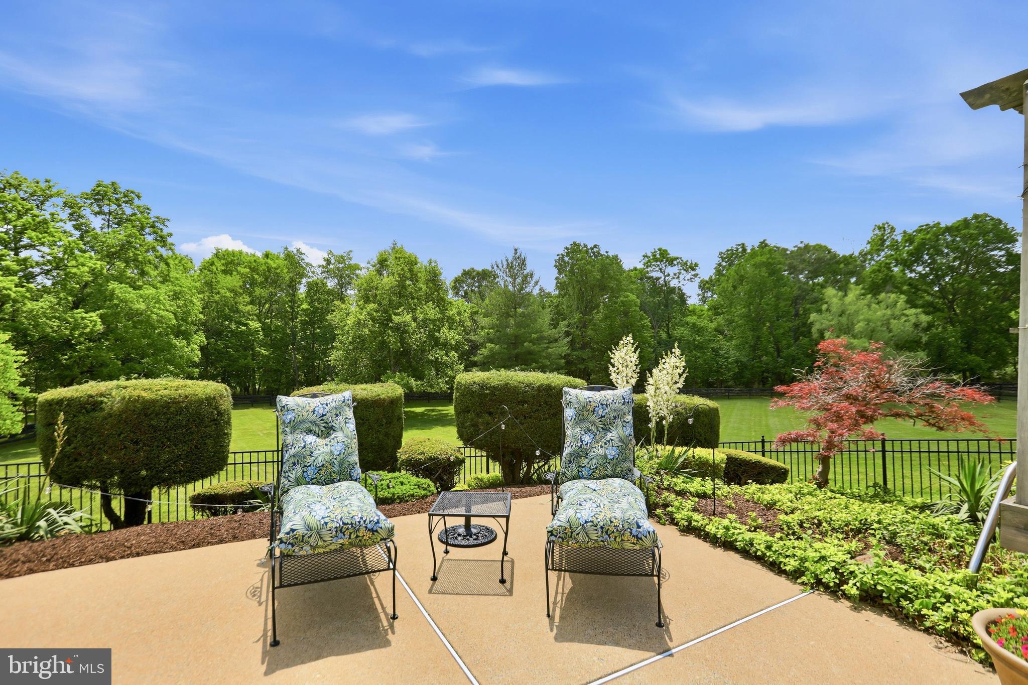 BERKELEY CHASE - Residential