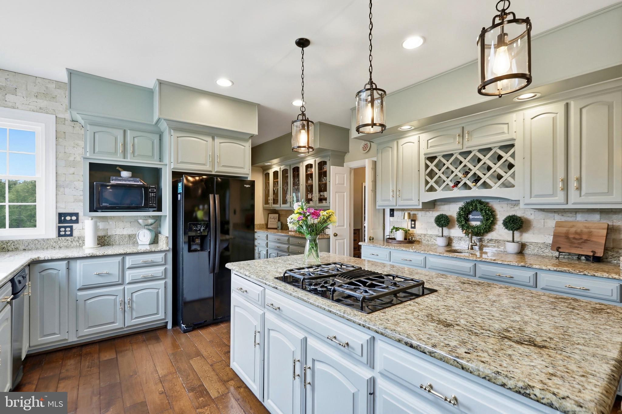 BERKELEY CHASE - Residential