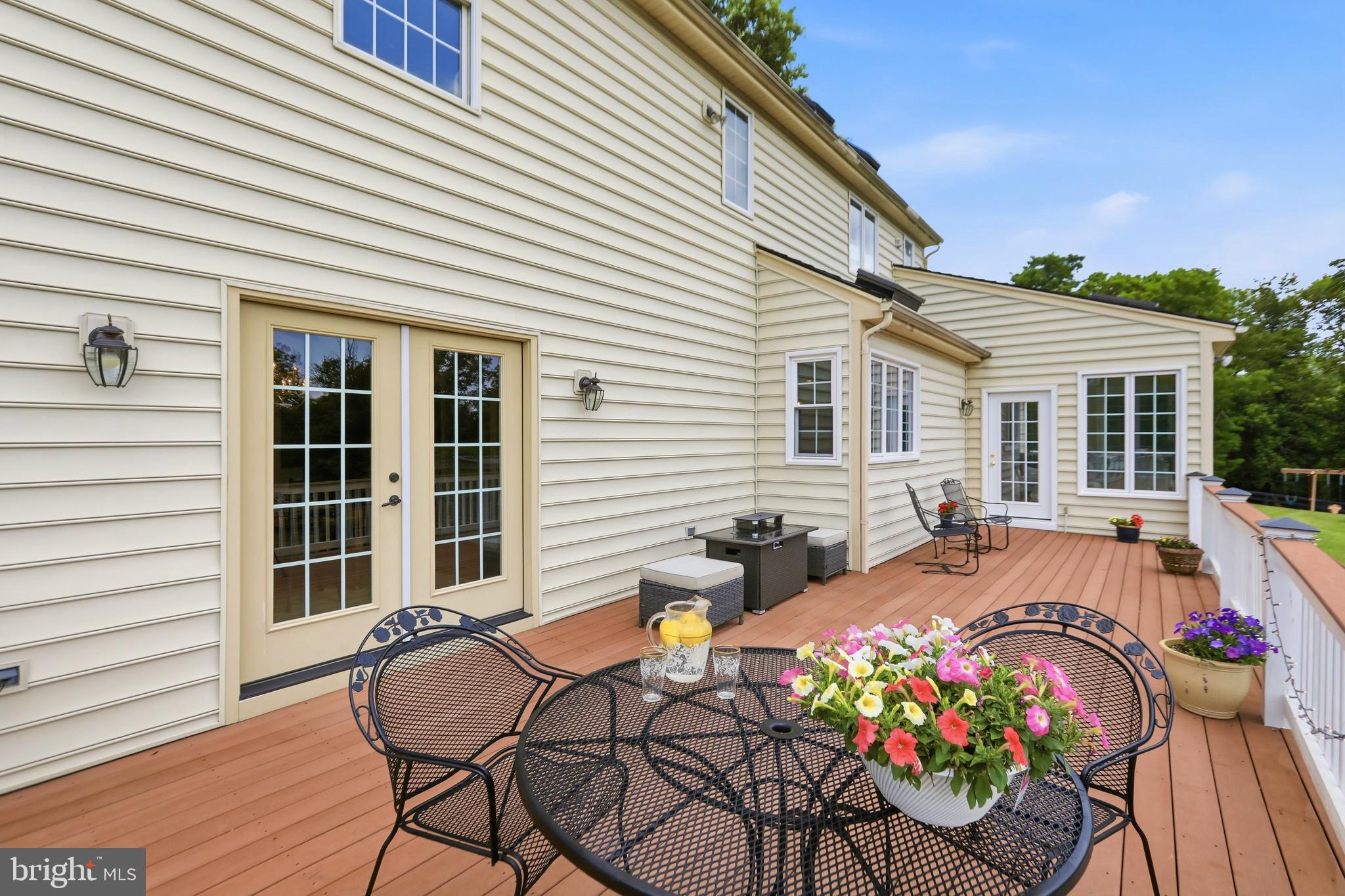 BERKELEY CHASE - Residential