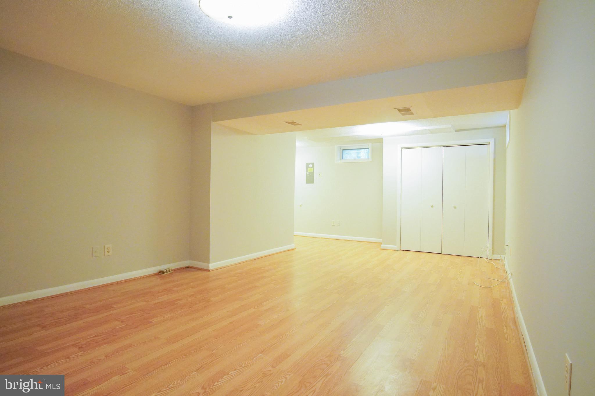 MONTCLAIR - Residential
