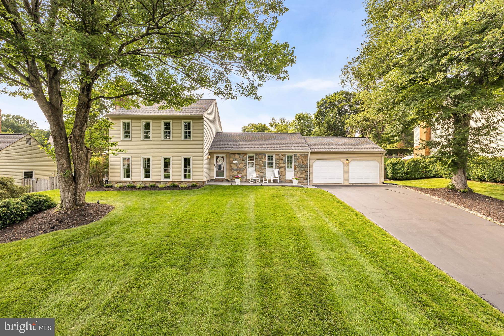 NORBECK ESTATES - Residential