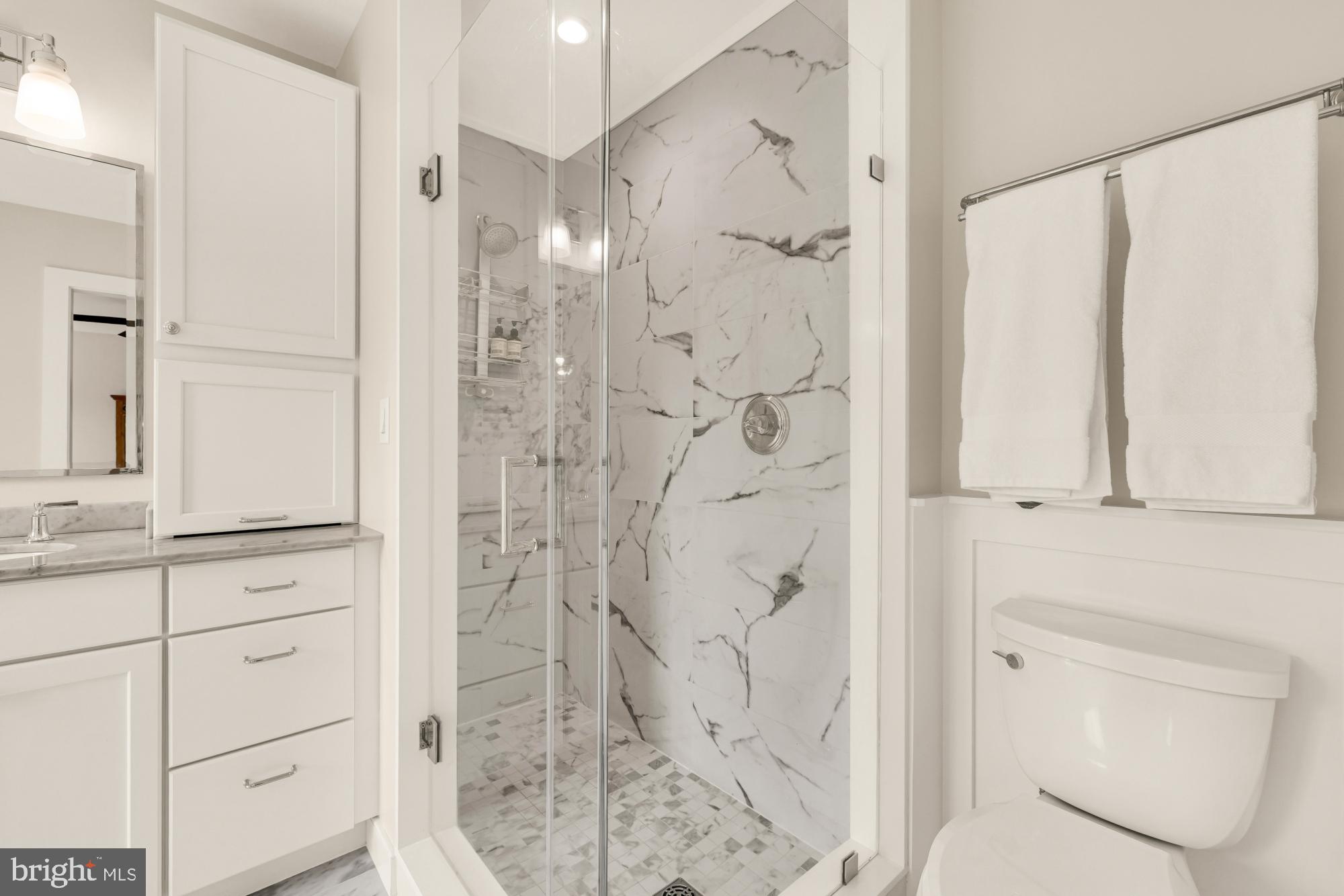 NORBECK ESTATES - Residential