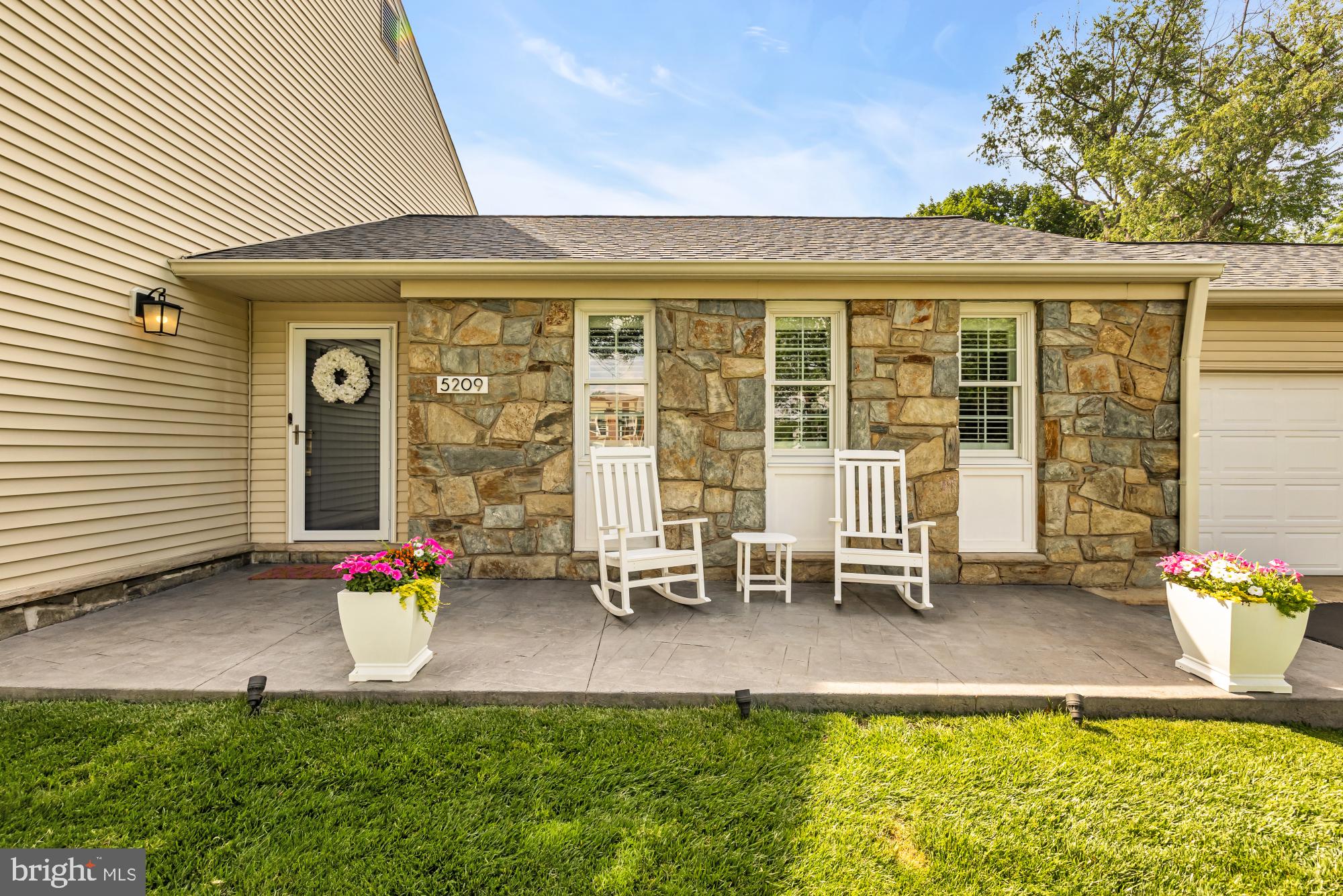 NORBECK ESTATES - Residential