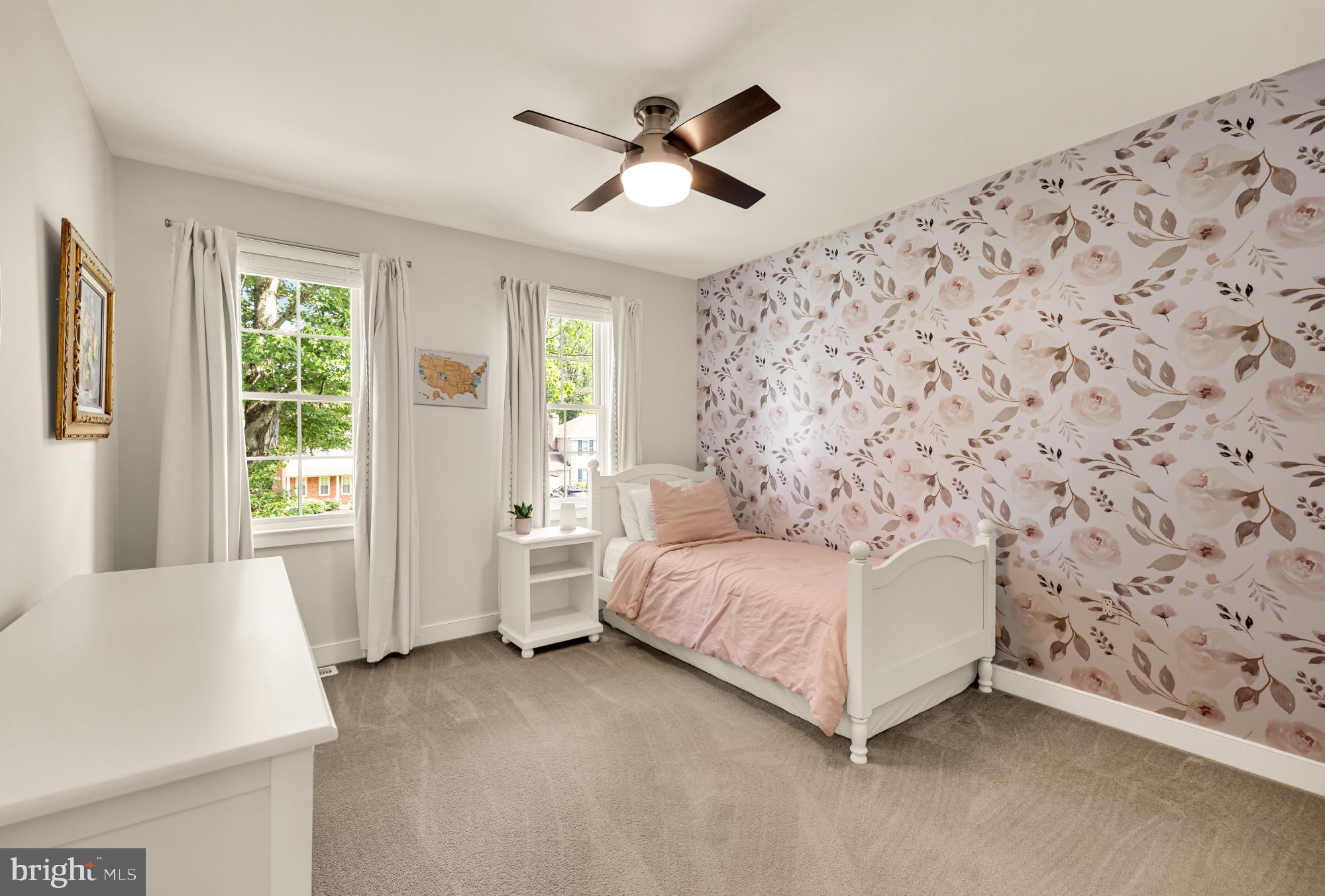 NORBECK ESTATES - Residential