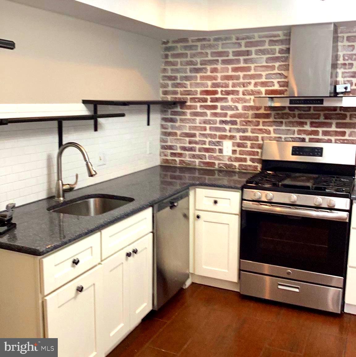 PHILADELPHIA - Residential