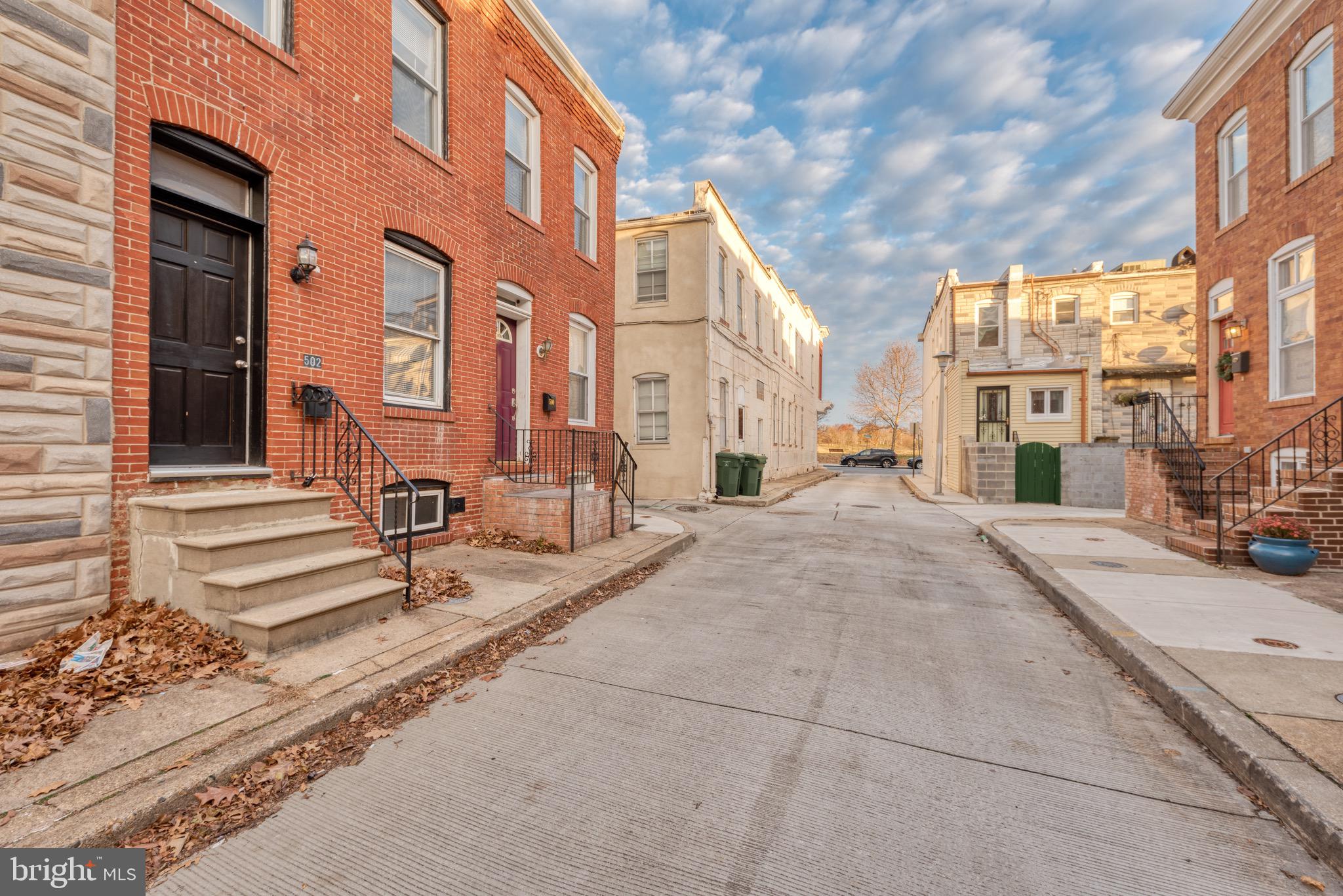 Great opportunity to live in a fantastic location. Quiet Street, only one block from Patterson Park. Beautiful hardwood floors, exposed brick in Living Rm & dining Rm. Large Kitchen w/ lots of counter work space and skylights. Lots of storage space in basement. Close to shopping and public transportation. Walking distance to Canton Square and Fells Point.