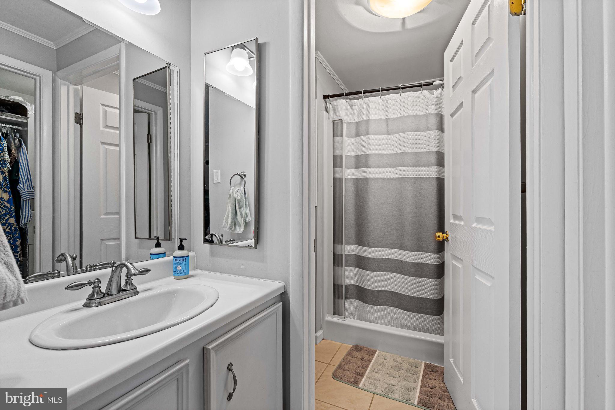 CHESTERFIELD - Residential