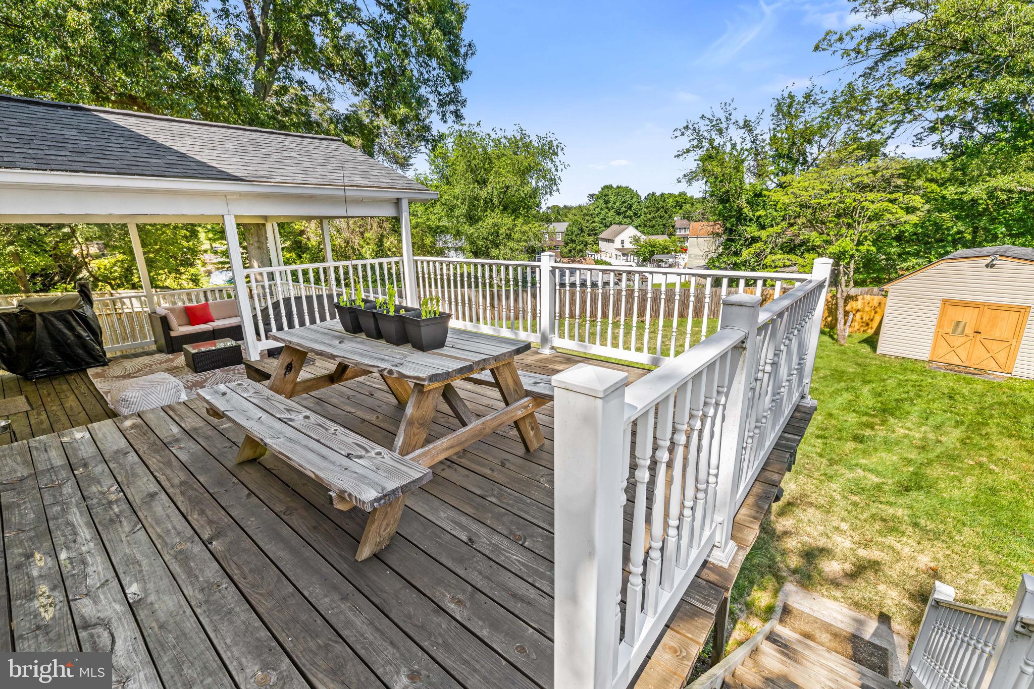 CHESTERFIELD - Residential