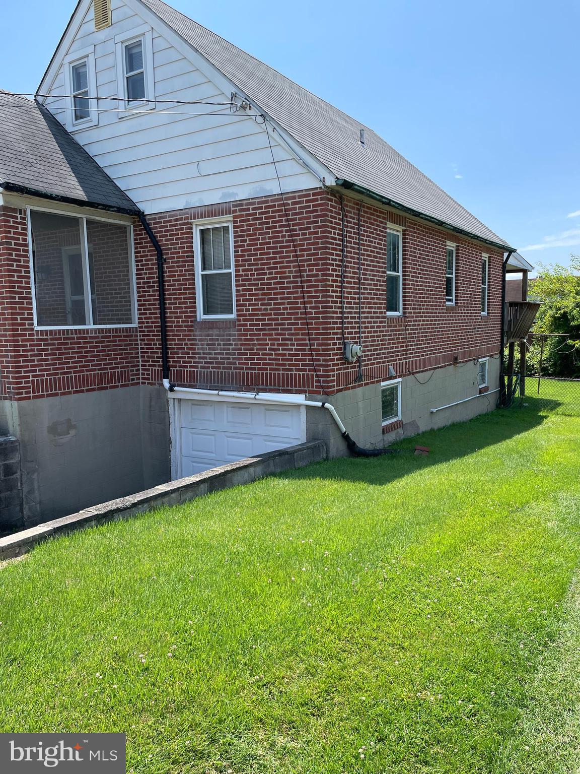 ROSEDALE - Residential