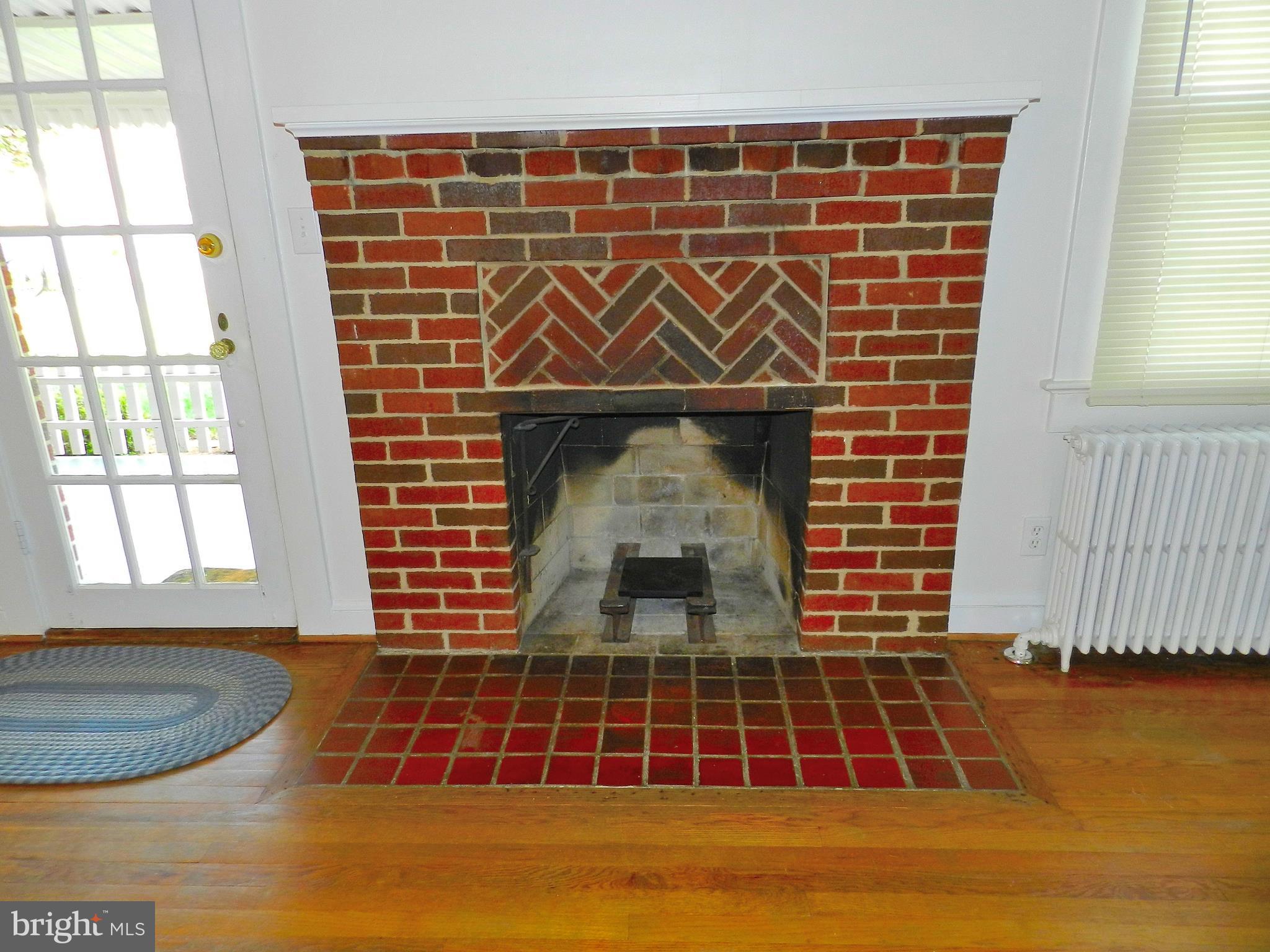 DARNESTOWN OUTSIDE - Residential