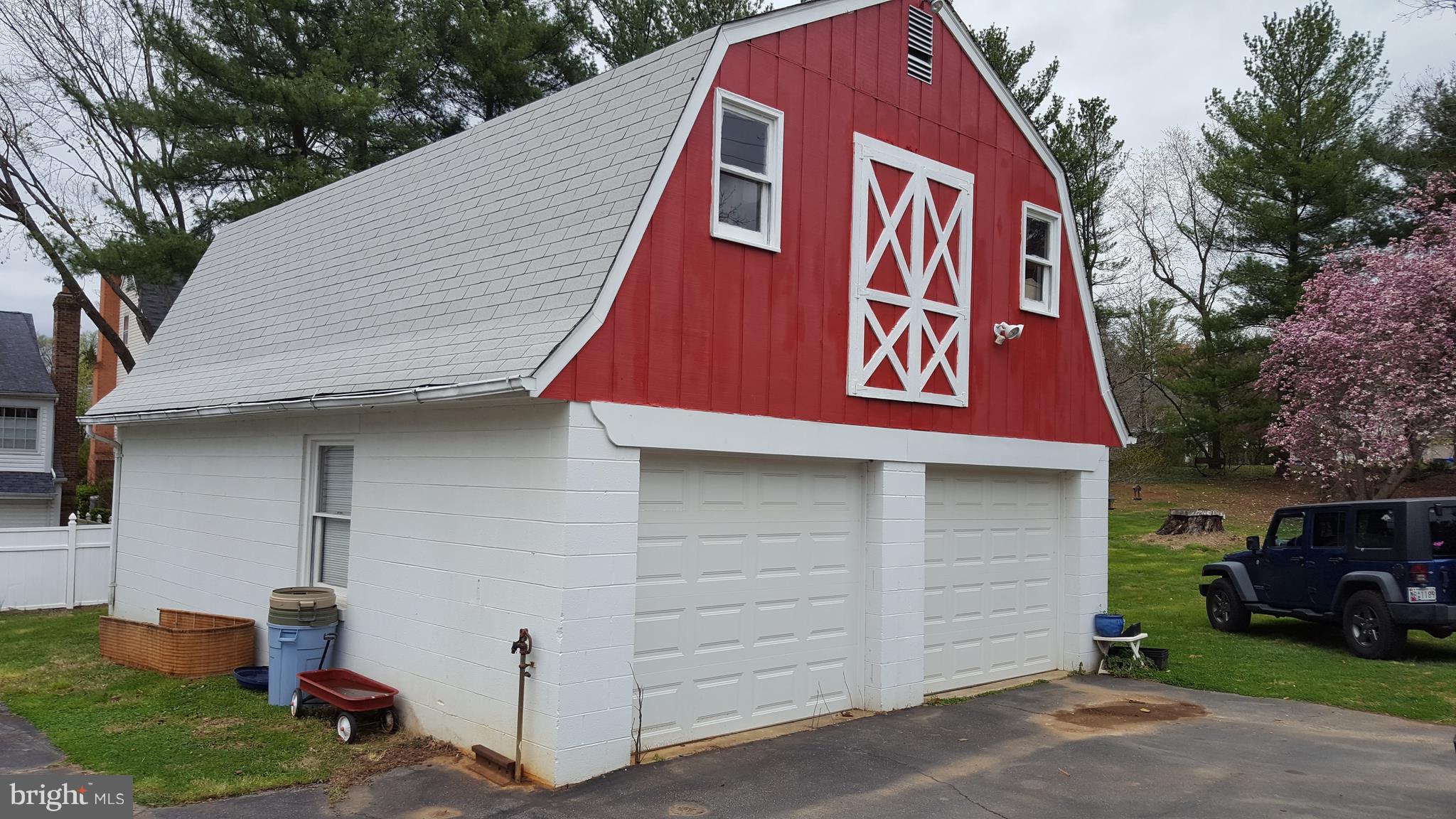 DARNESTOWN OUTSIDE - Residential