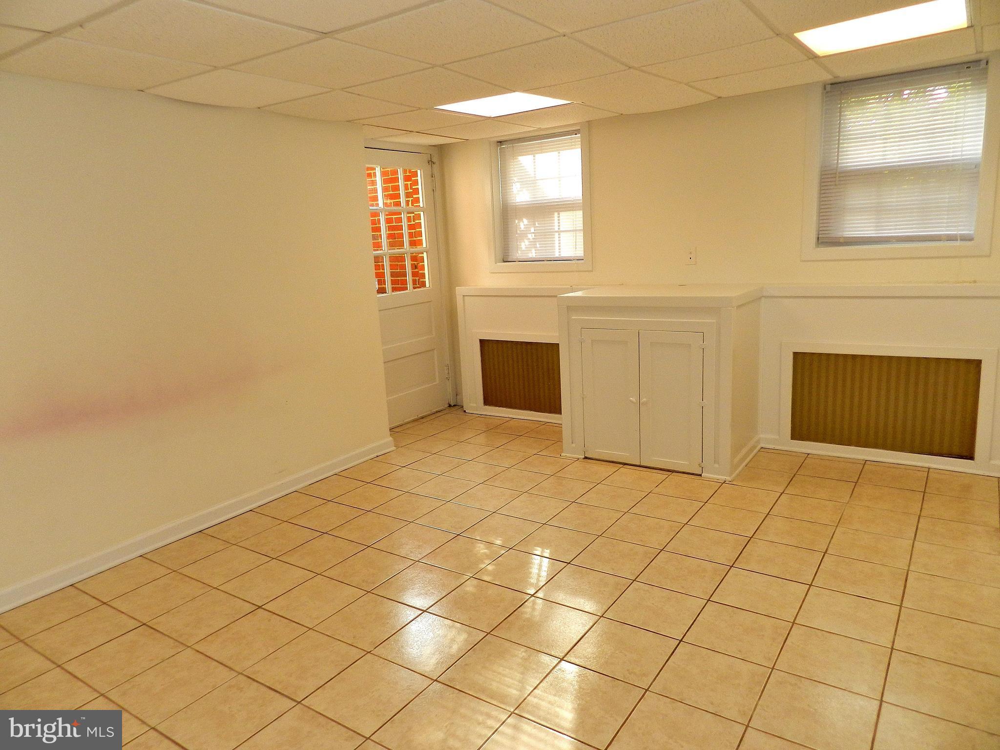 DARNESTOWN OUTSIDE - Residential
