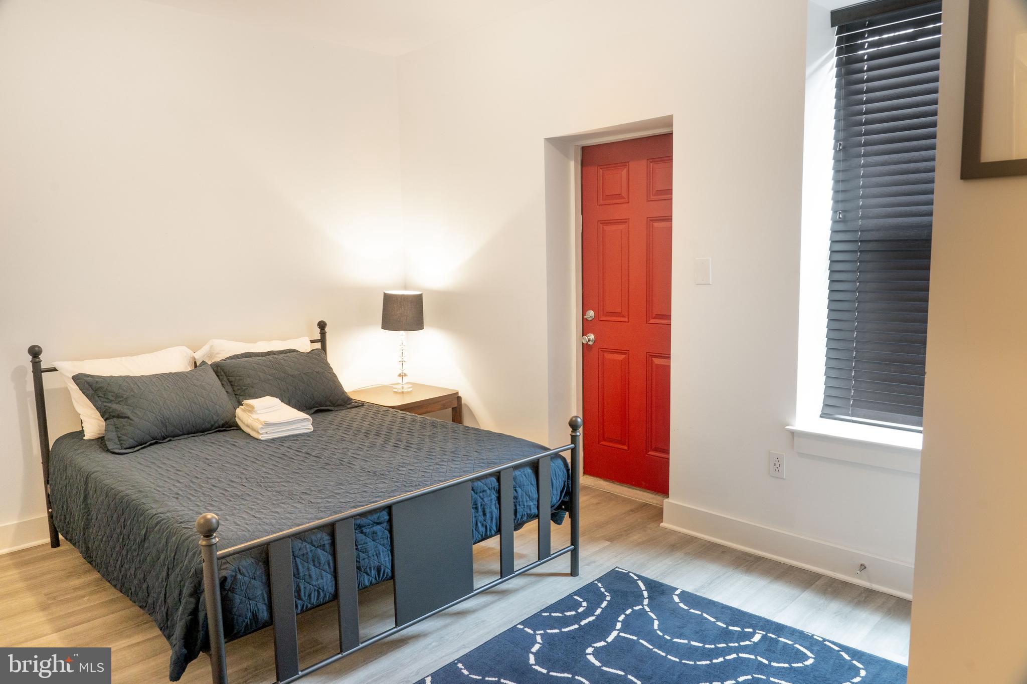 WALNUT HILL - Residential Income