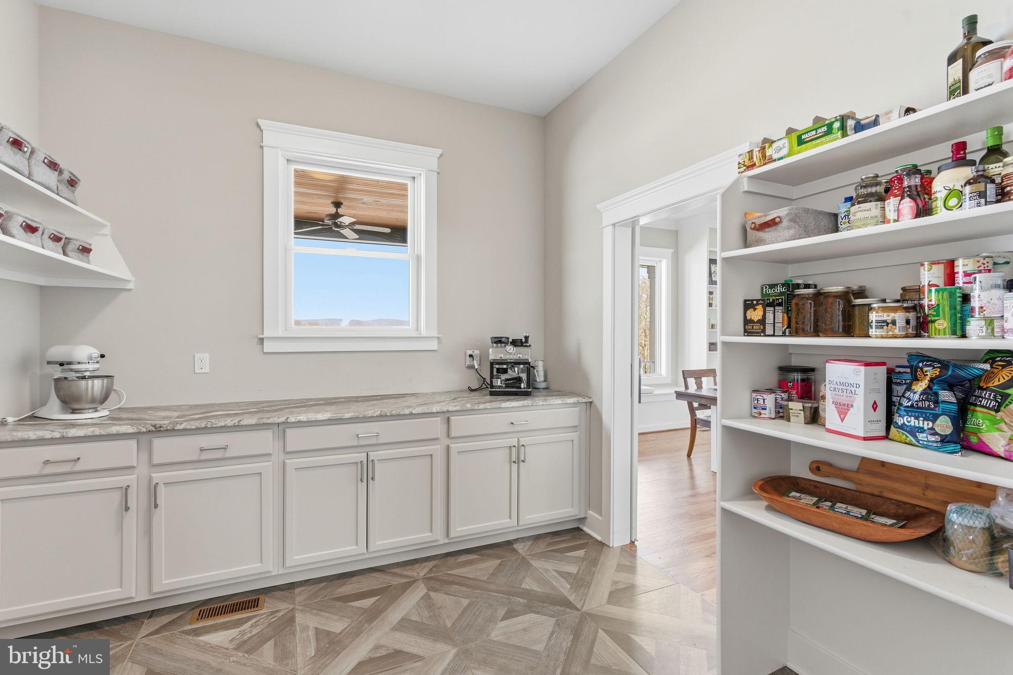 ESTATES AT POTOMAC FARMS - Residential