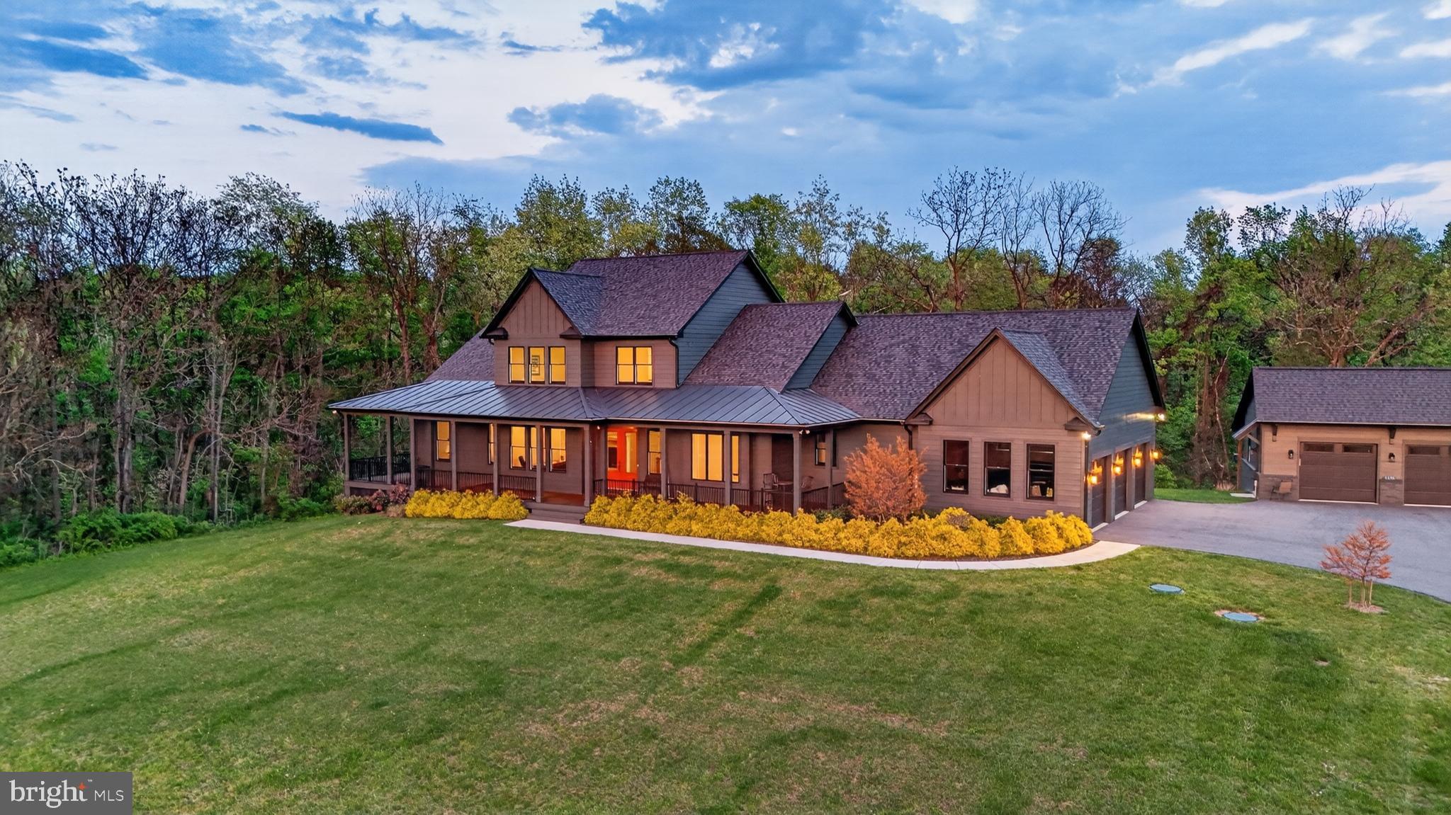 ESTATES AT POTOMAC FARMS - Residential