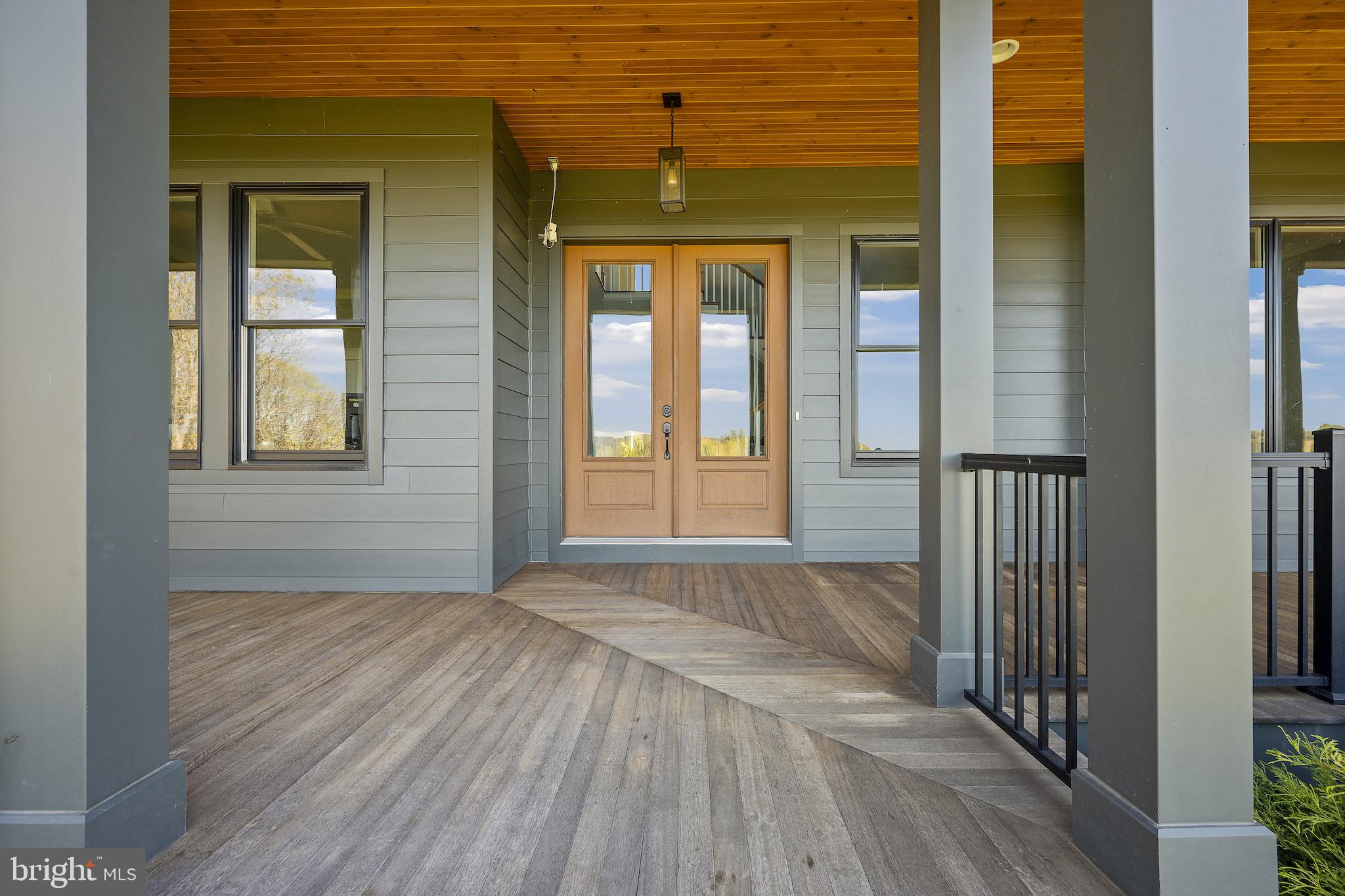 ESTATES AT POTOMAC FARMS - Residential