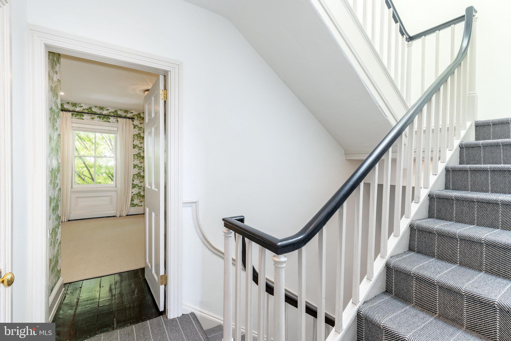 SOCIETY HILL - Residential