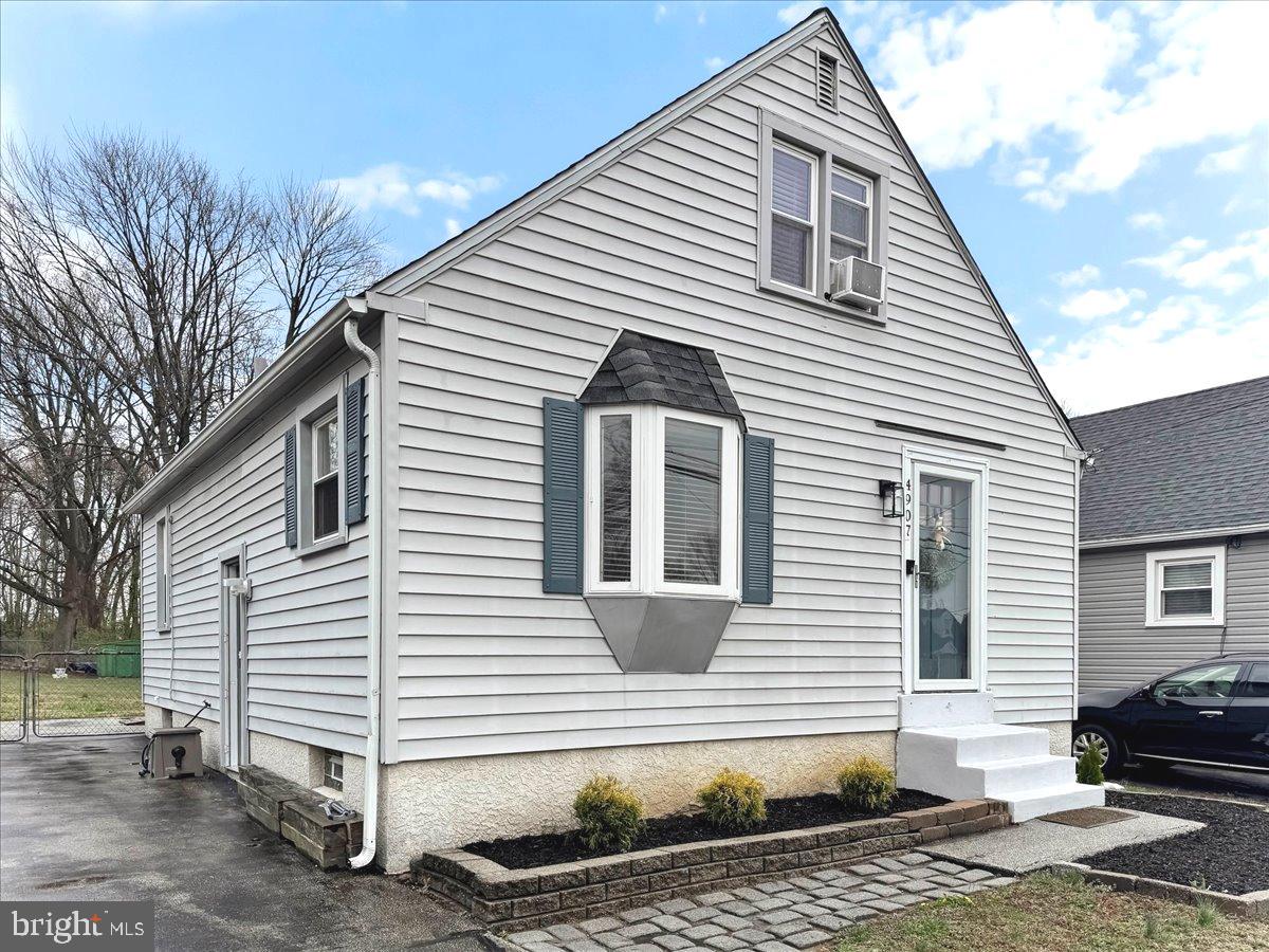 DUTTON MILL - Residential