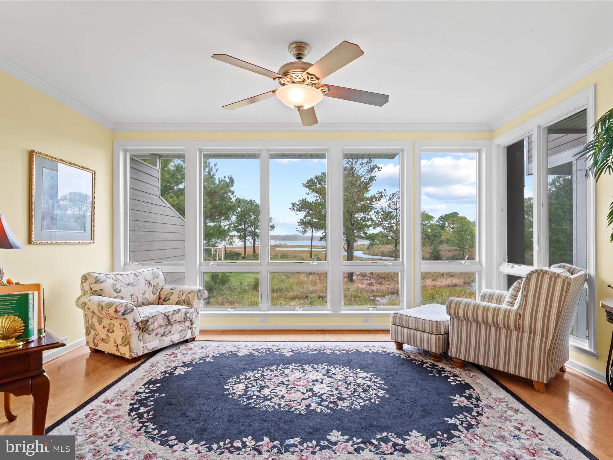 BAYVILLE SHORES - Residential