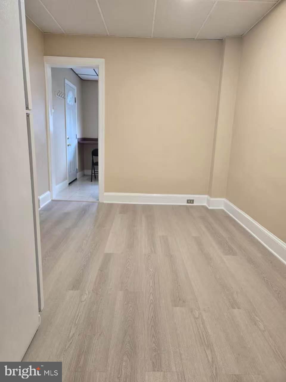 EAST KENSINGTON - Residential