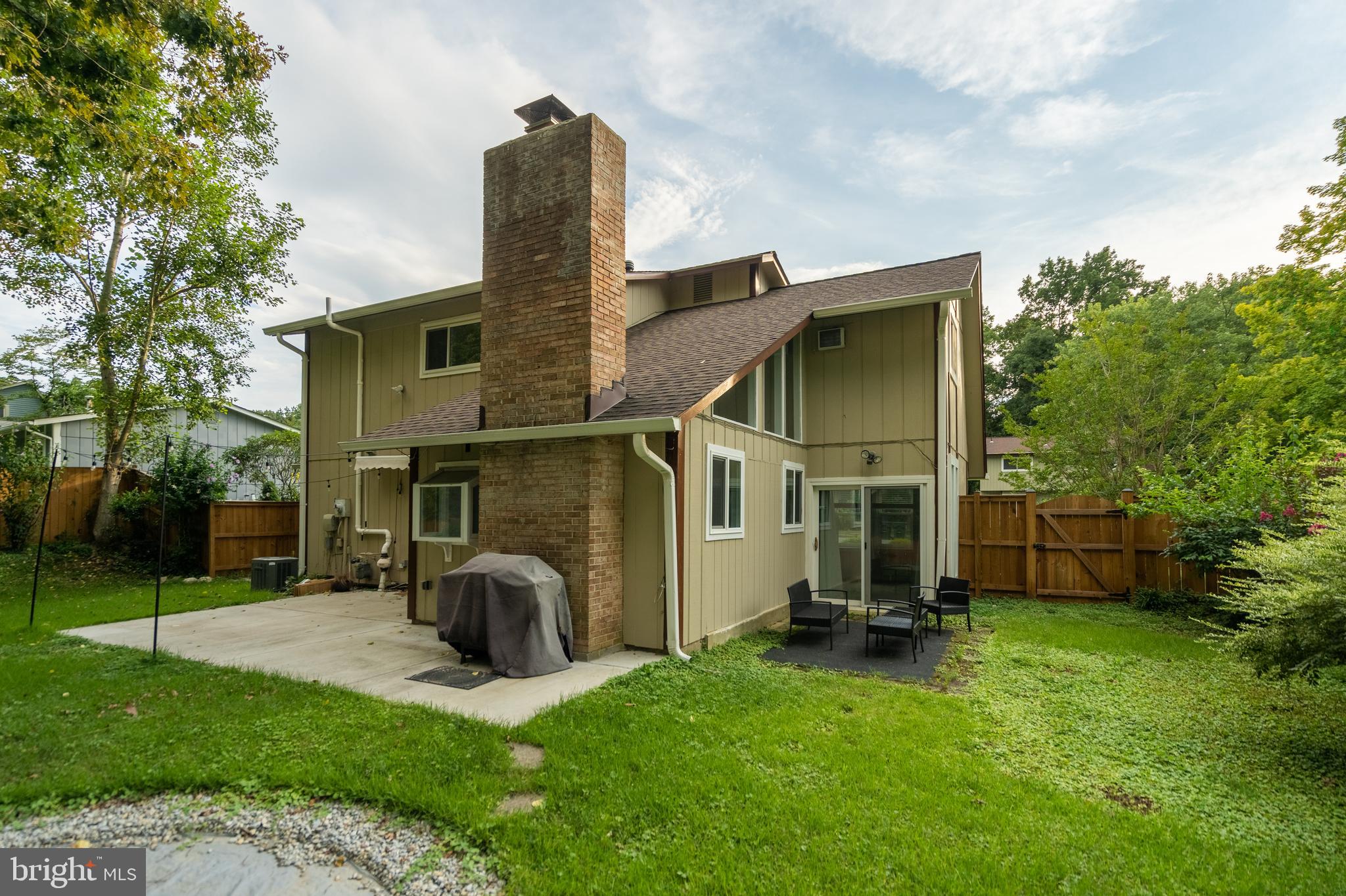 LAKE RIDGE - Residential Lease
