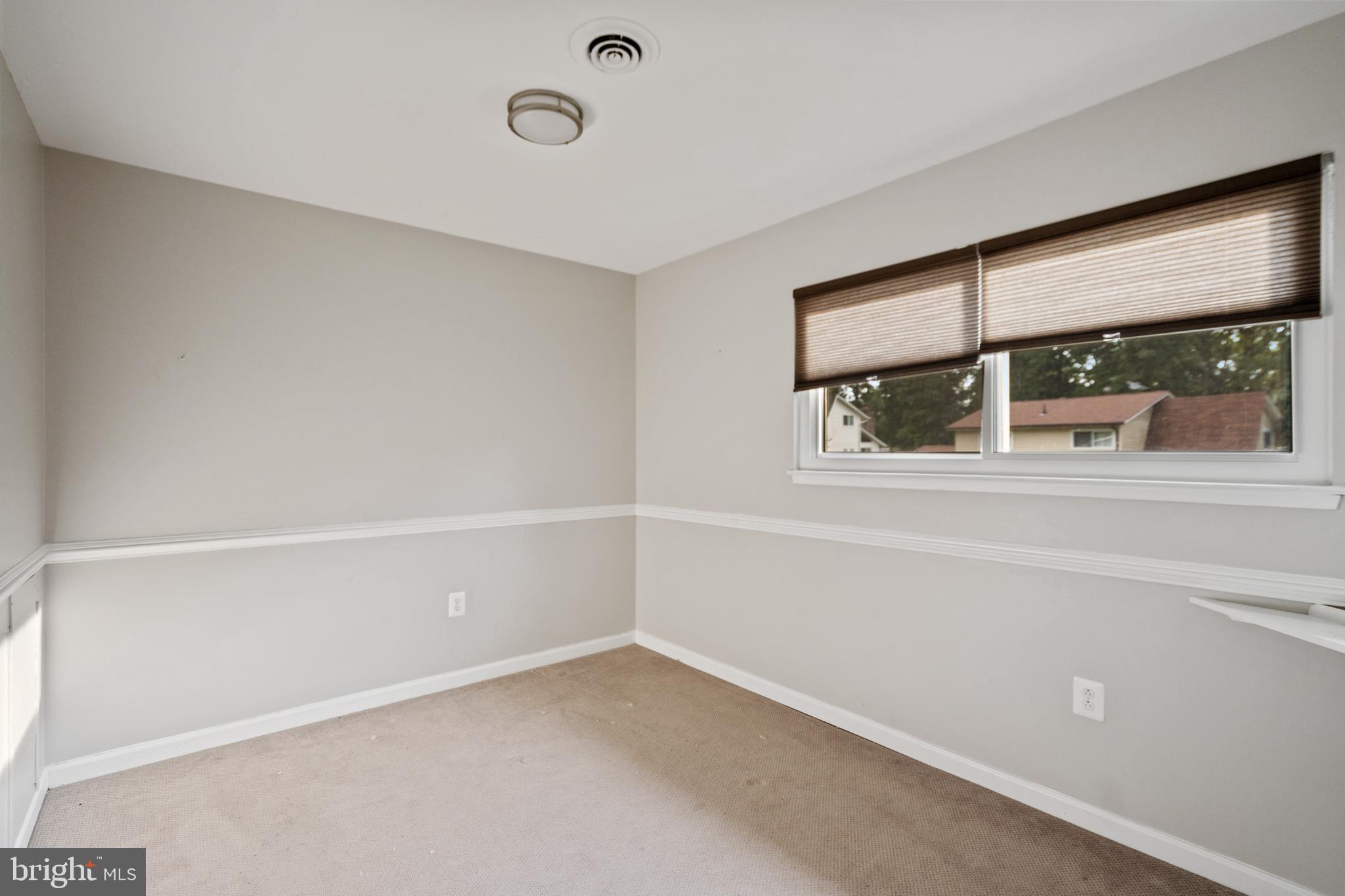 LAKE RIDGE - Residential Lease