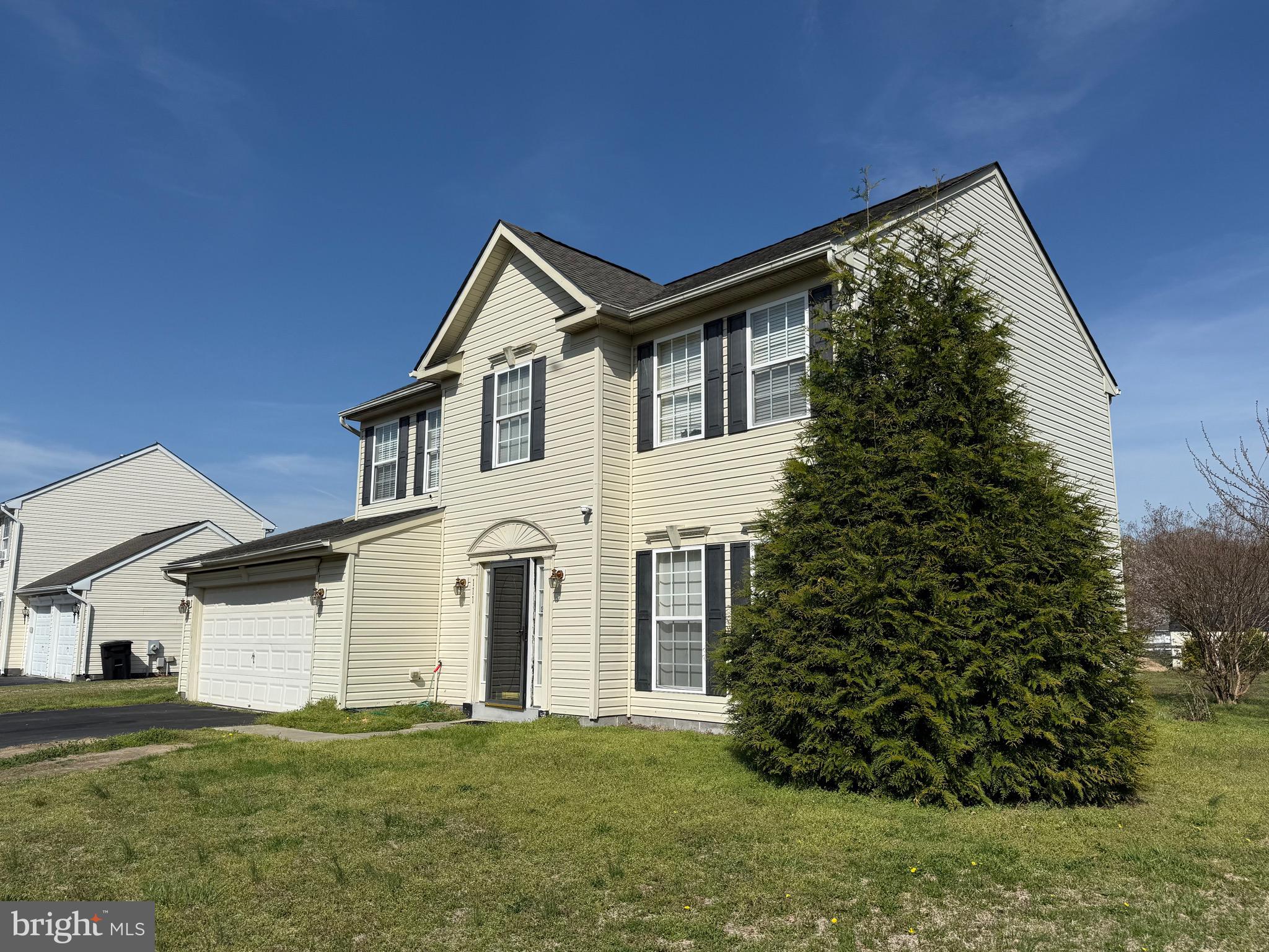 WOODSEDGE - Residential